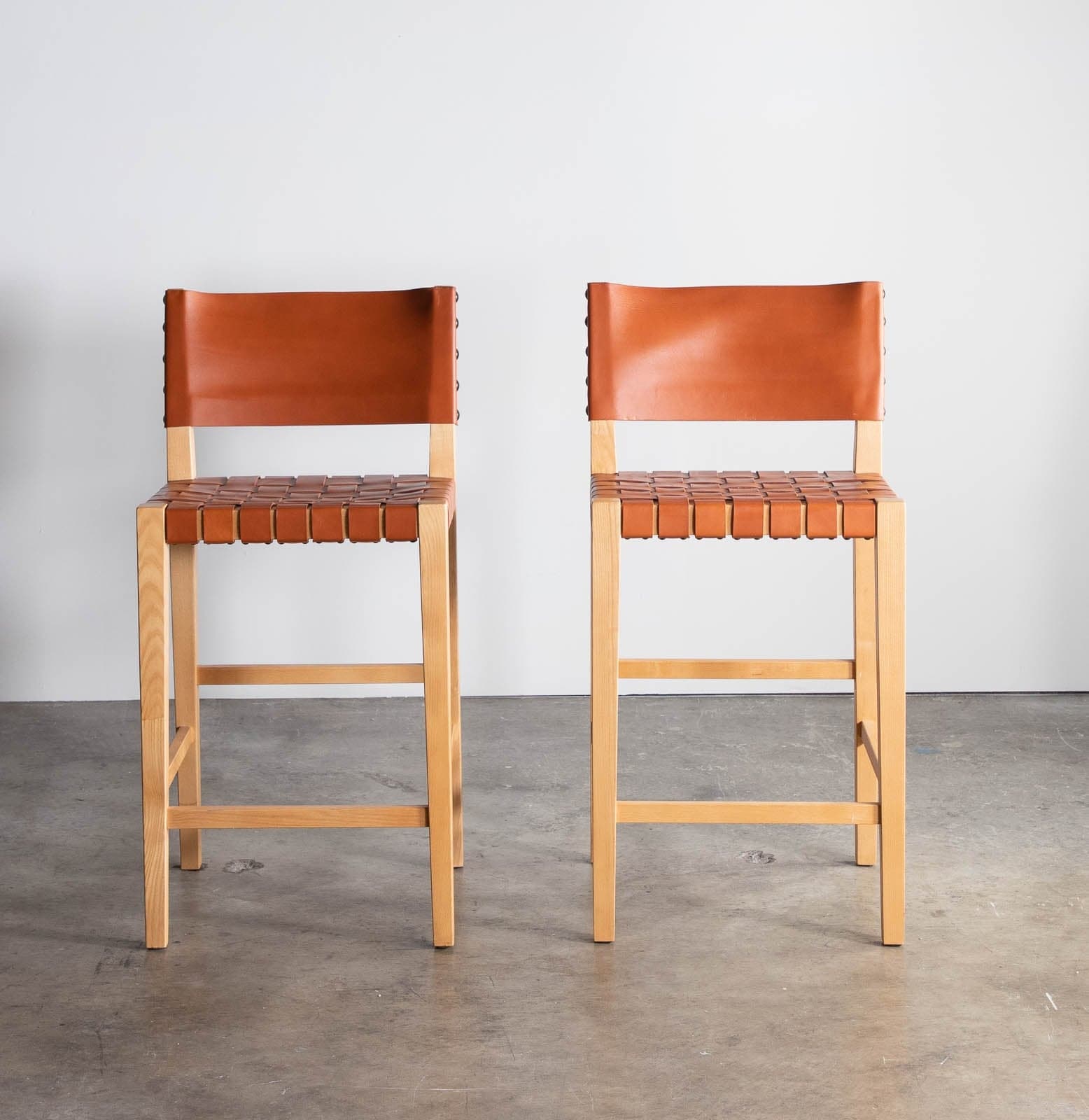 Serena & Lily Collins Counter Stools (Set of 2) - Thumbnail 2