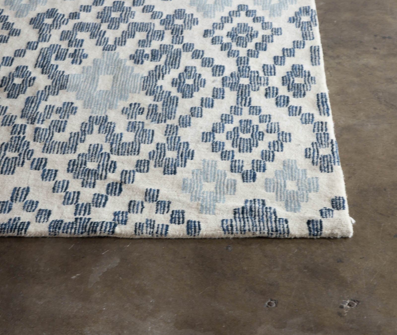 Serena & Lily Seascape Rug, 8' x10' - Image 1