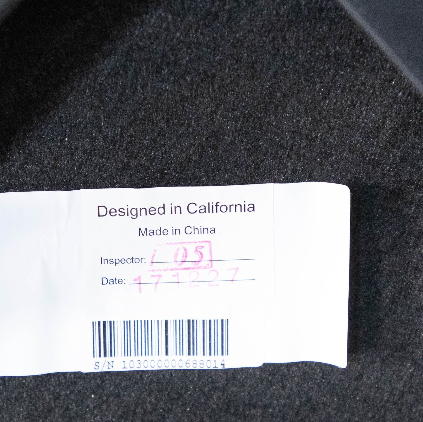 Room & Board Hirsch Leather Chairs in Black with Metal Legs (Set of 6) - Thumbnail 9