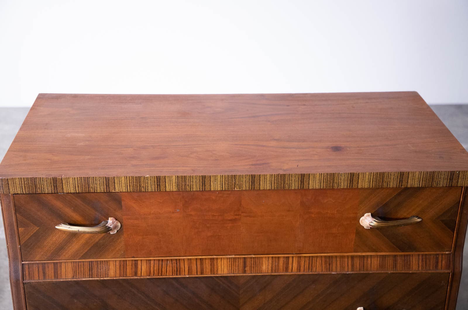 Vintage Dresser with Mirror - Thumbnail 7