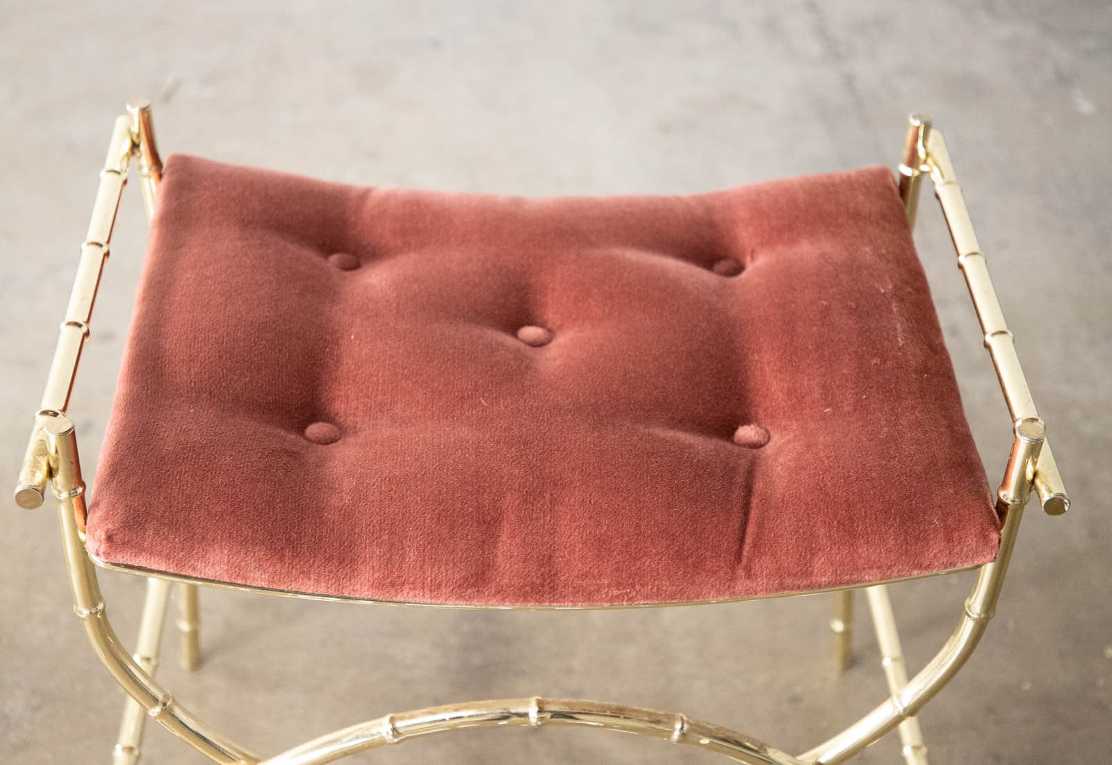 Vanity/Accent Bench, tufted velvet fabric - Thumbnail 4