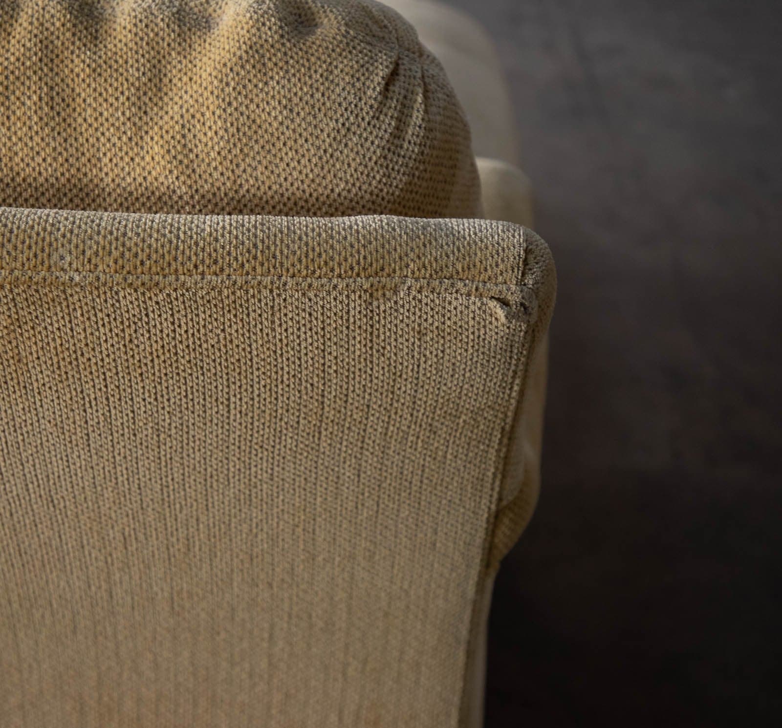 Upholstered Chaise Lounge with Arms - Thumbnail 6