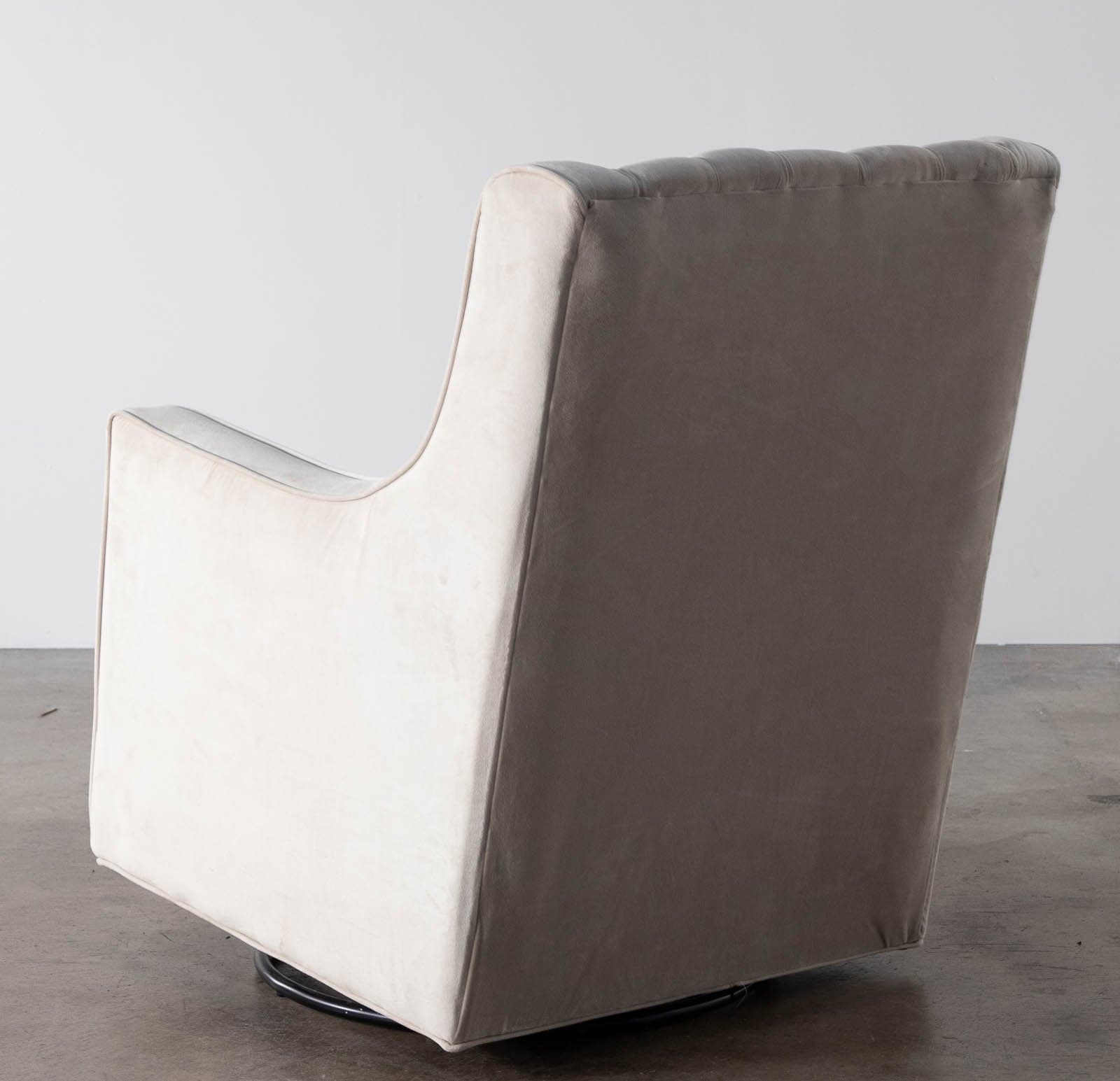 Upholstered Tufted Rocking Chair - Thumbnail 4