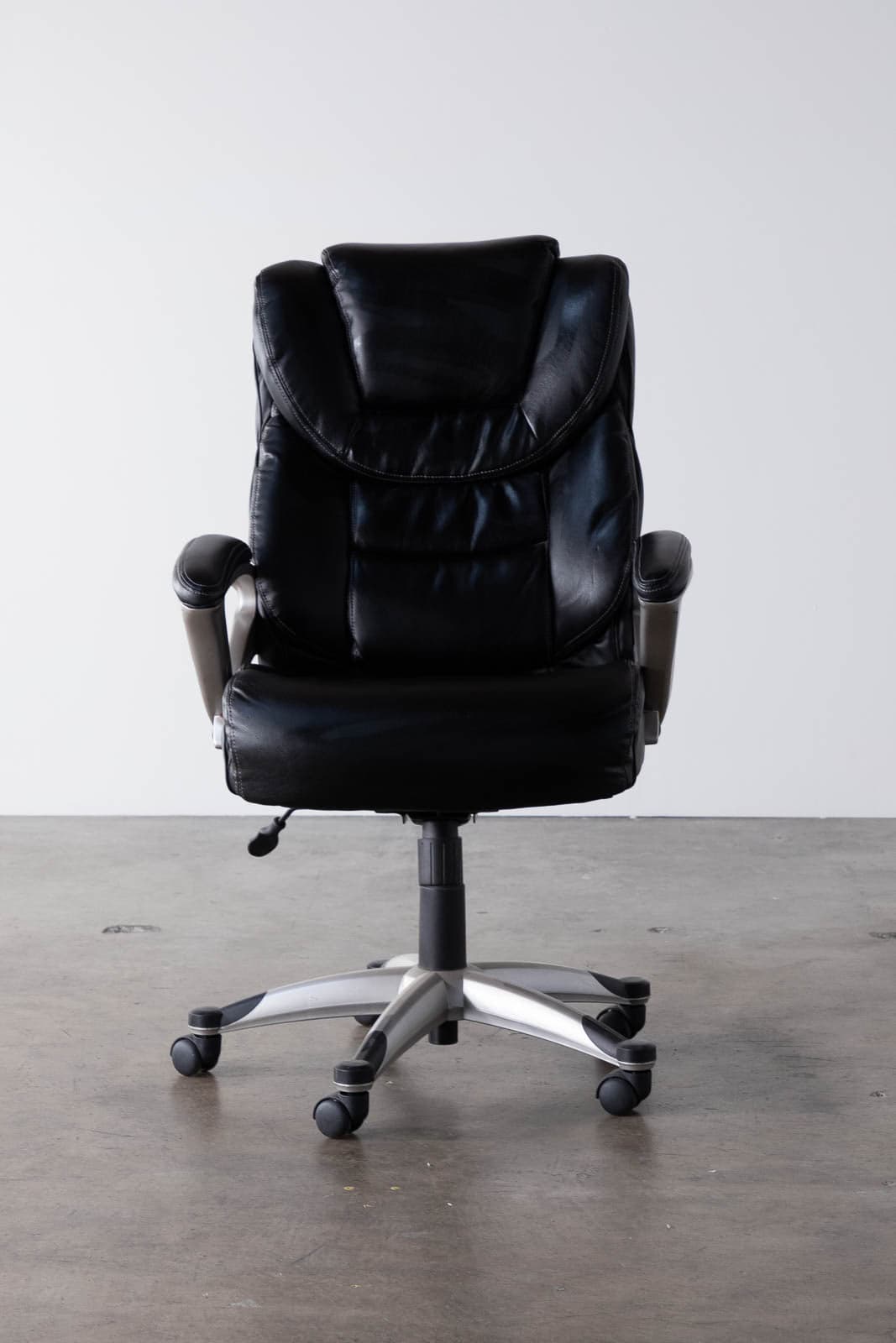 Serta Highback Executive Chair - Thumbnail 2