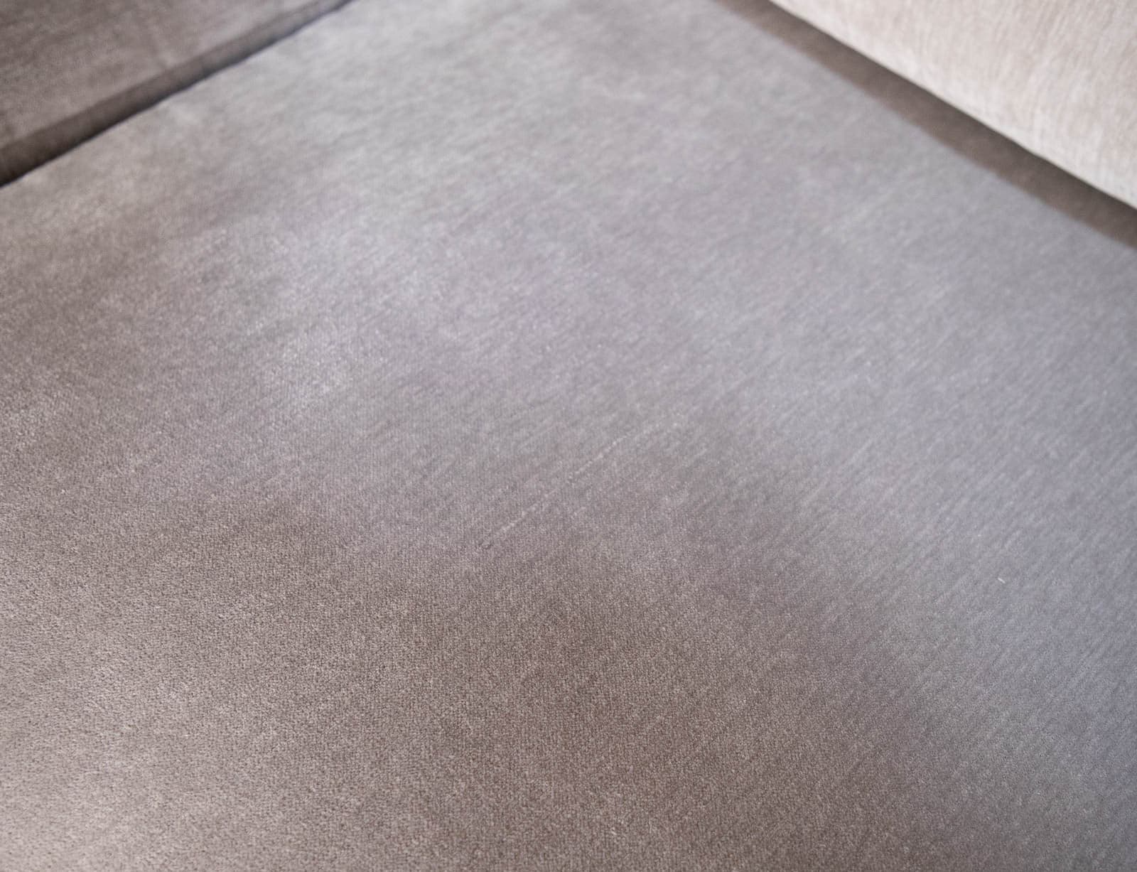 Z Gallerie Luka Sofa - Thumbnail 6