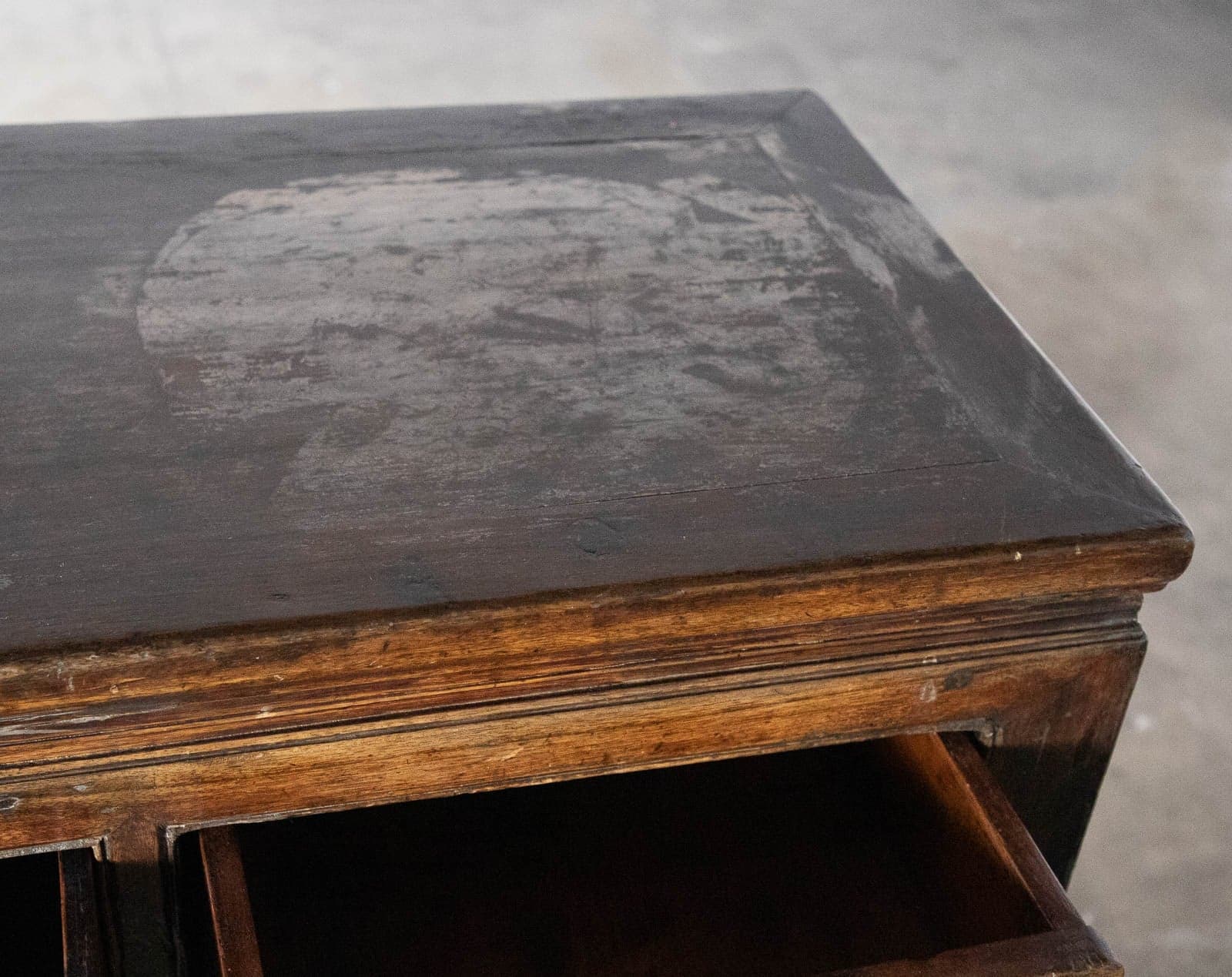 Wood Console Table with 3 Drawers - Thumbnail 9