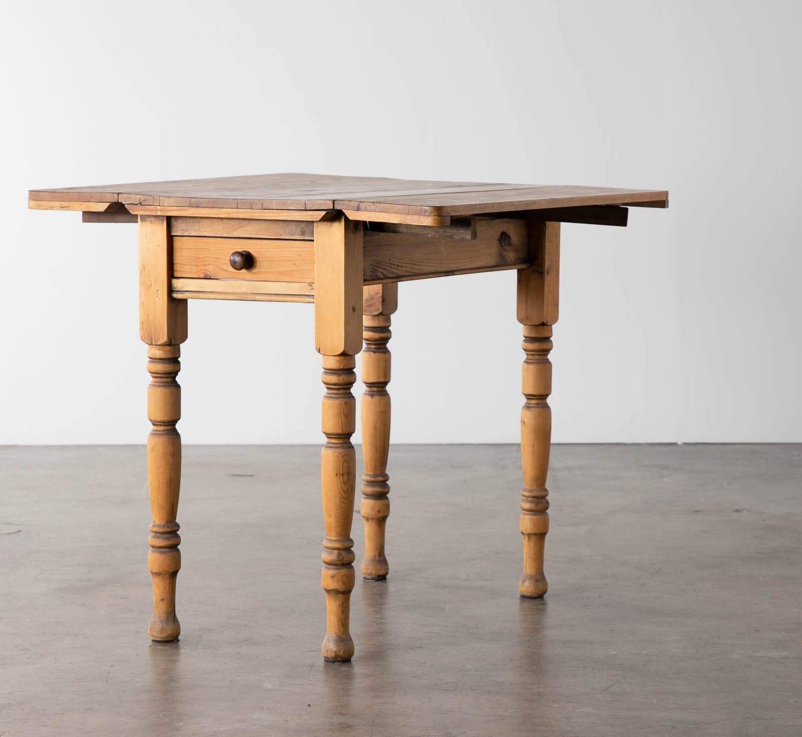 Vintage Drop Leaf Table - Thumbnail 4