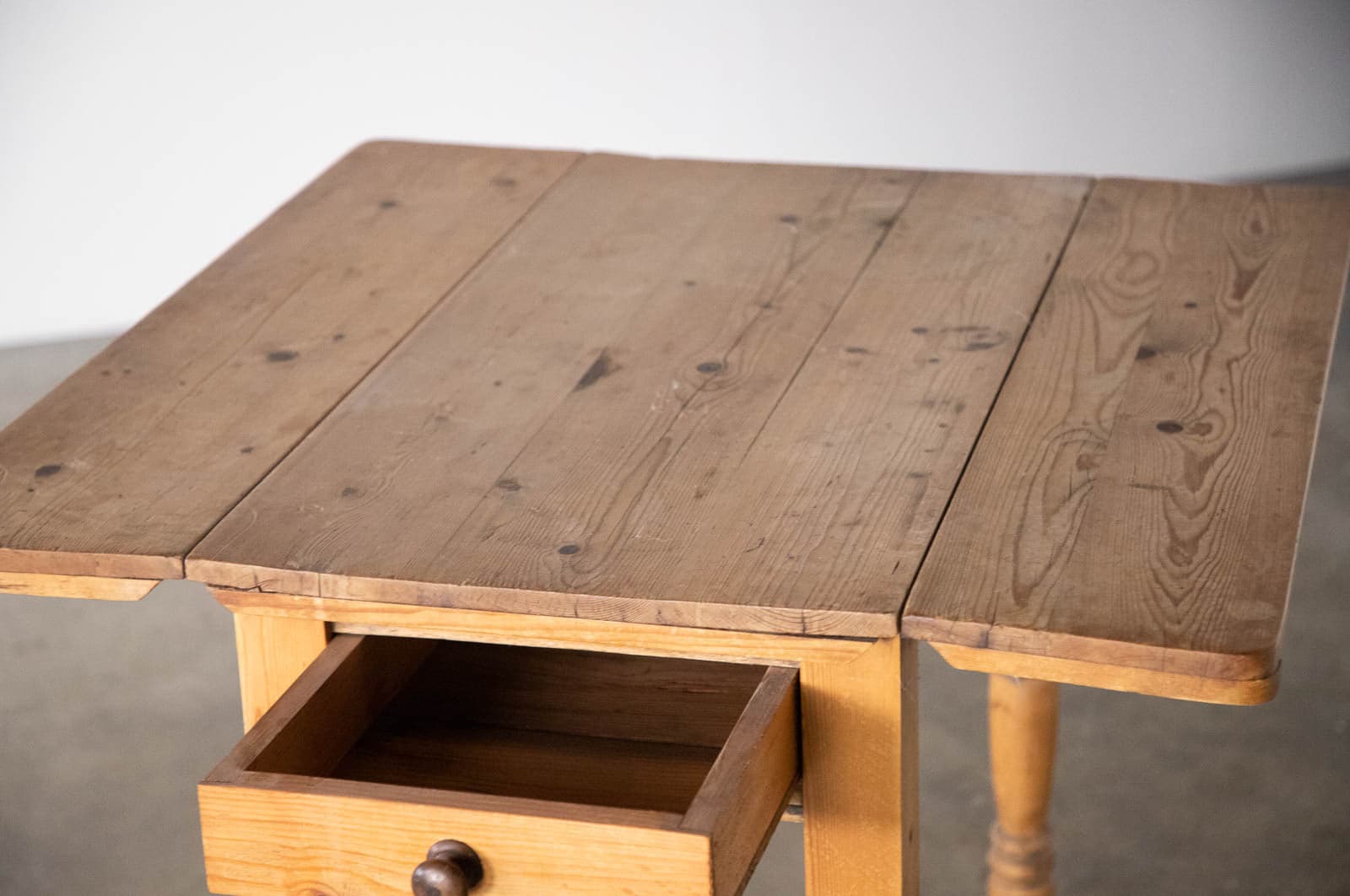 Vintage Drop Leaf Table - Thumbnail 7