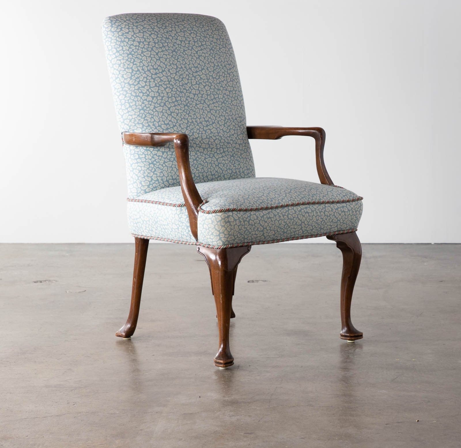 Upholstered Armchair with Designer Fabric and Contrast Piping - Thumbnail 3