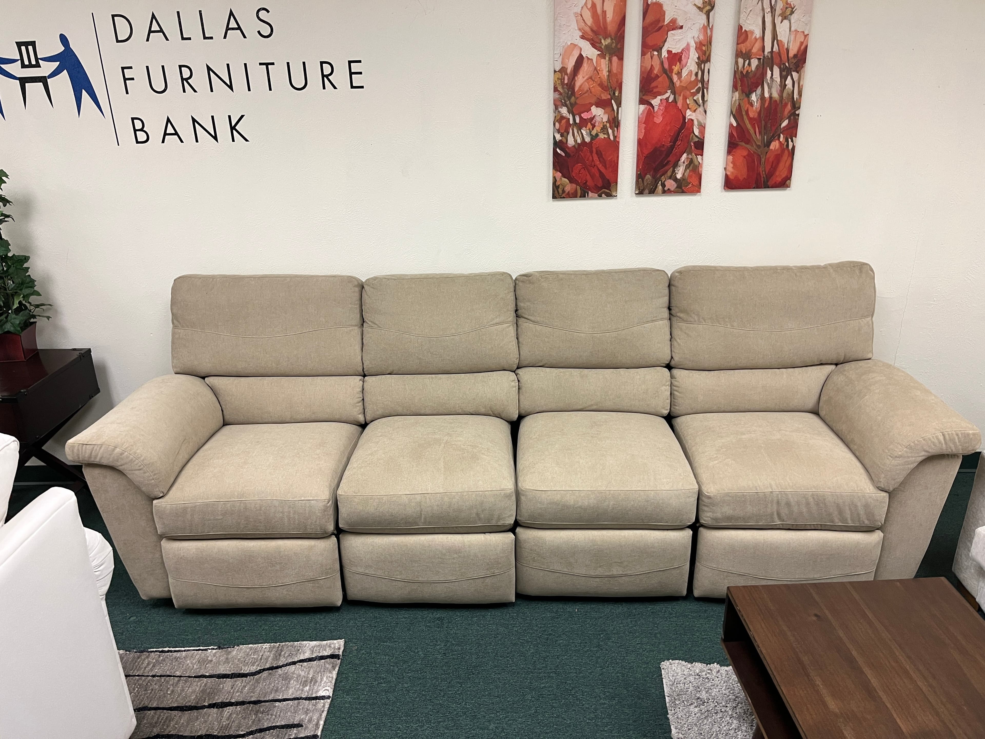 Reese Reclining Sectional