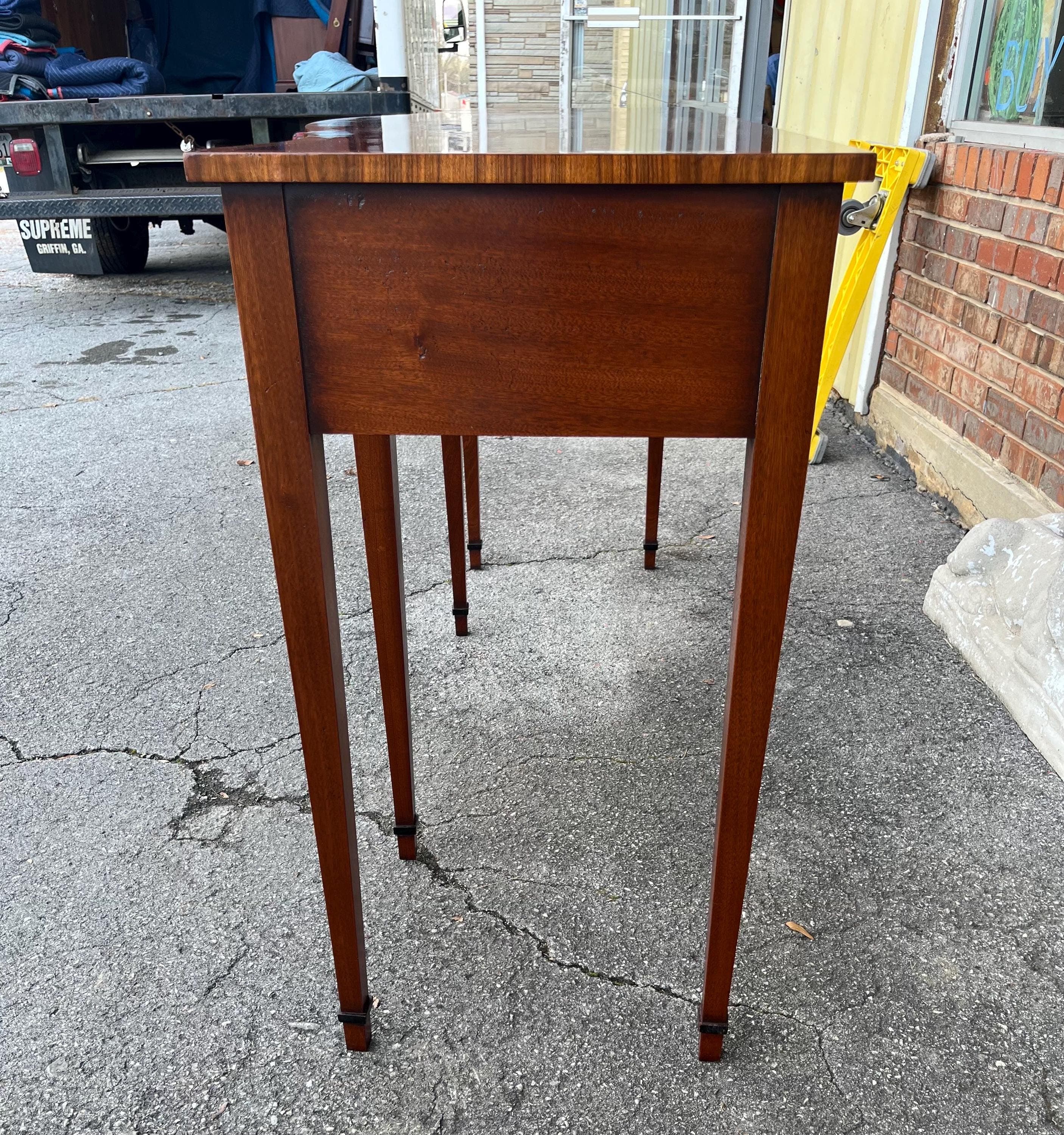 English Banded Mahogany Sideboard - Thumbnail 12