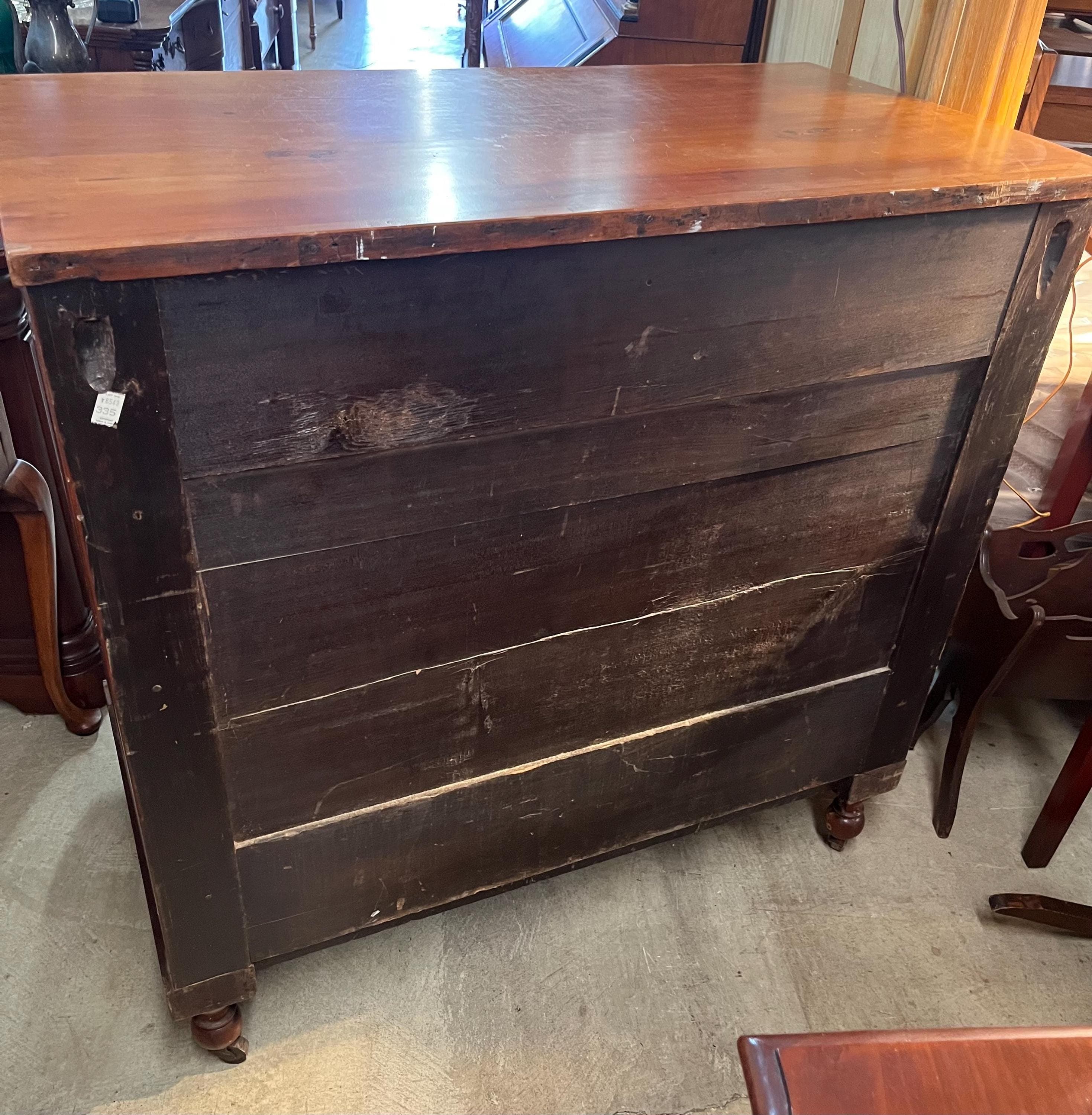 American Empire Flame Mahogany Chest of Drawers - Thumbnail 8