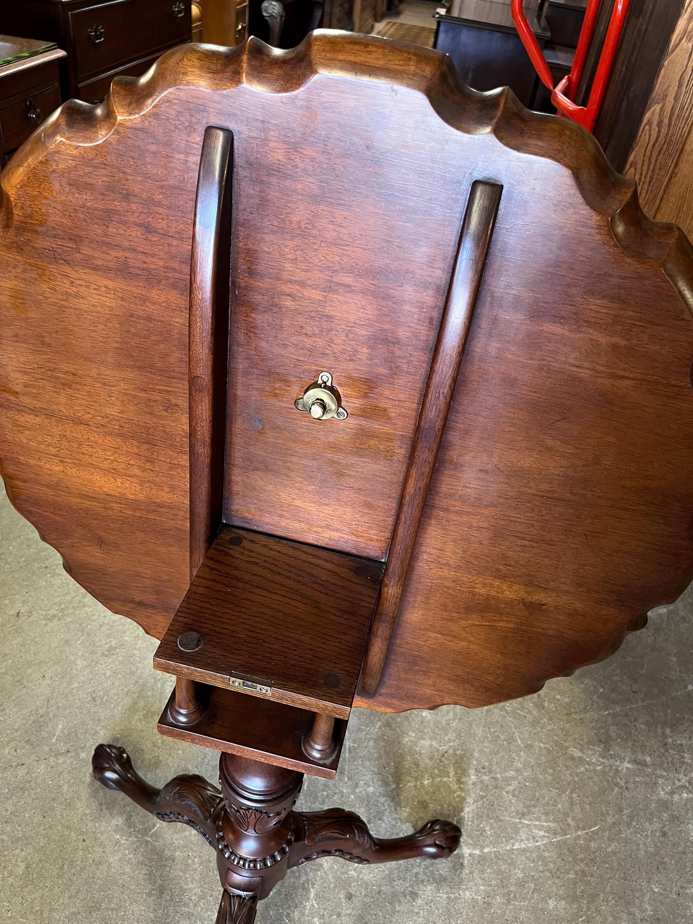 Henkel Harris Piecrust Tilt Top Table - Thumbnail 5