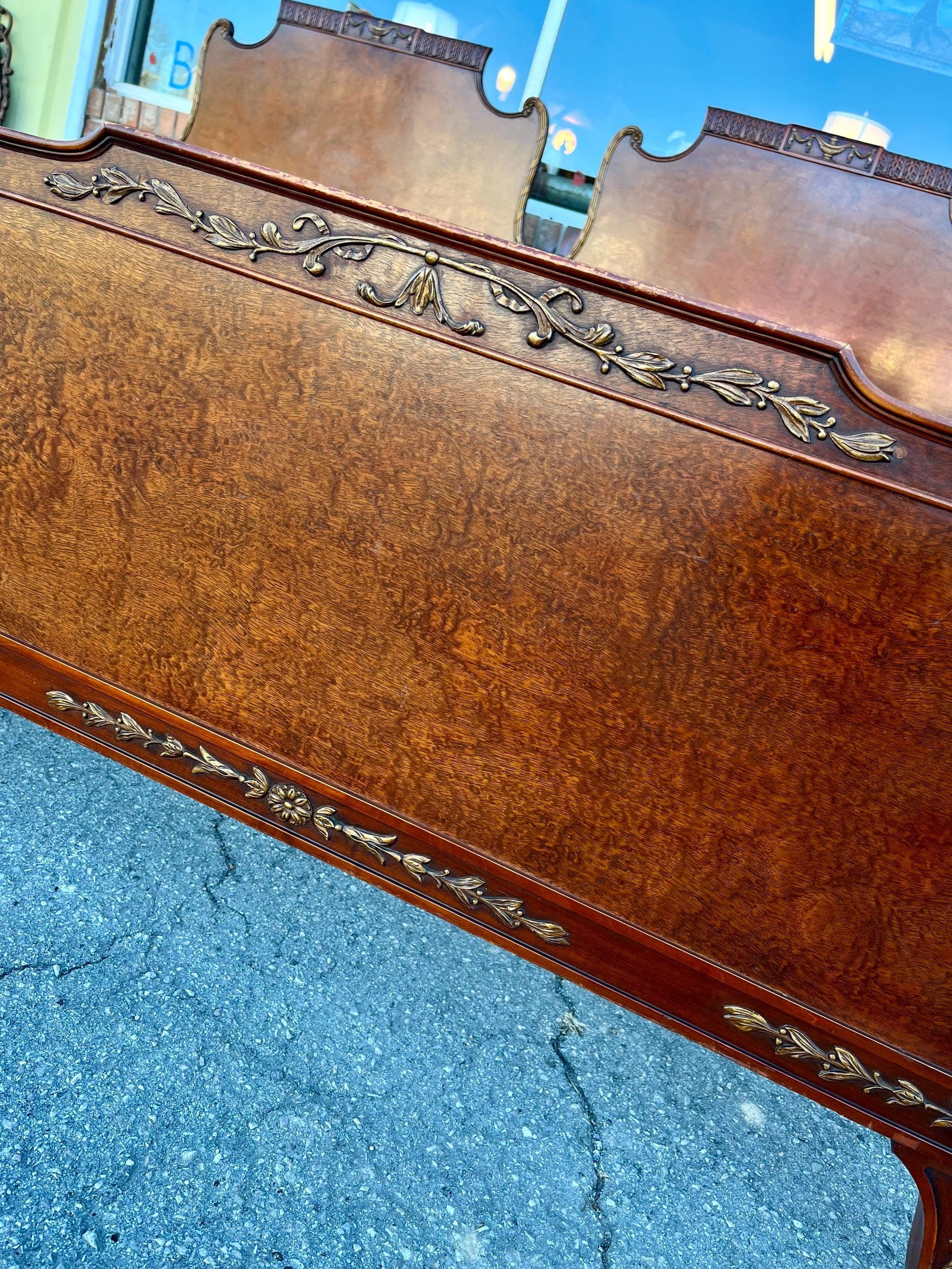 Pair of Romweber Twin Beds - Thumbnail 7