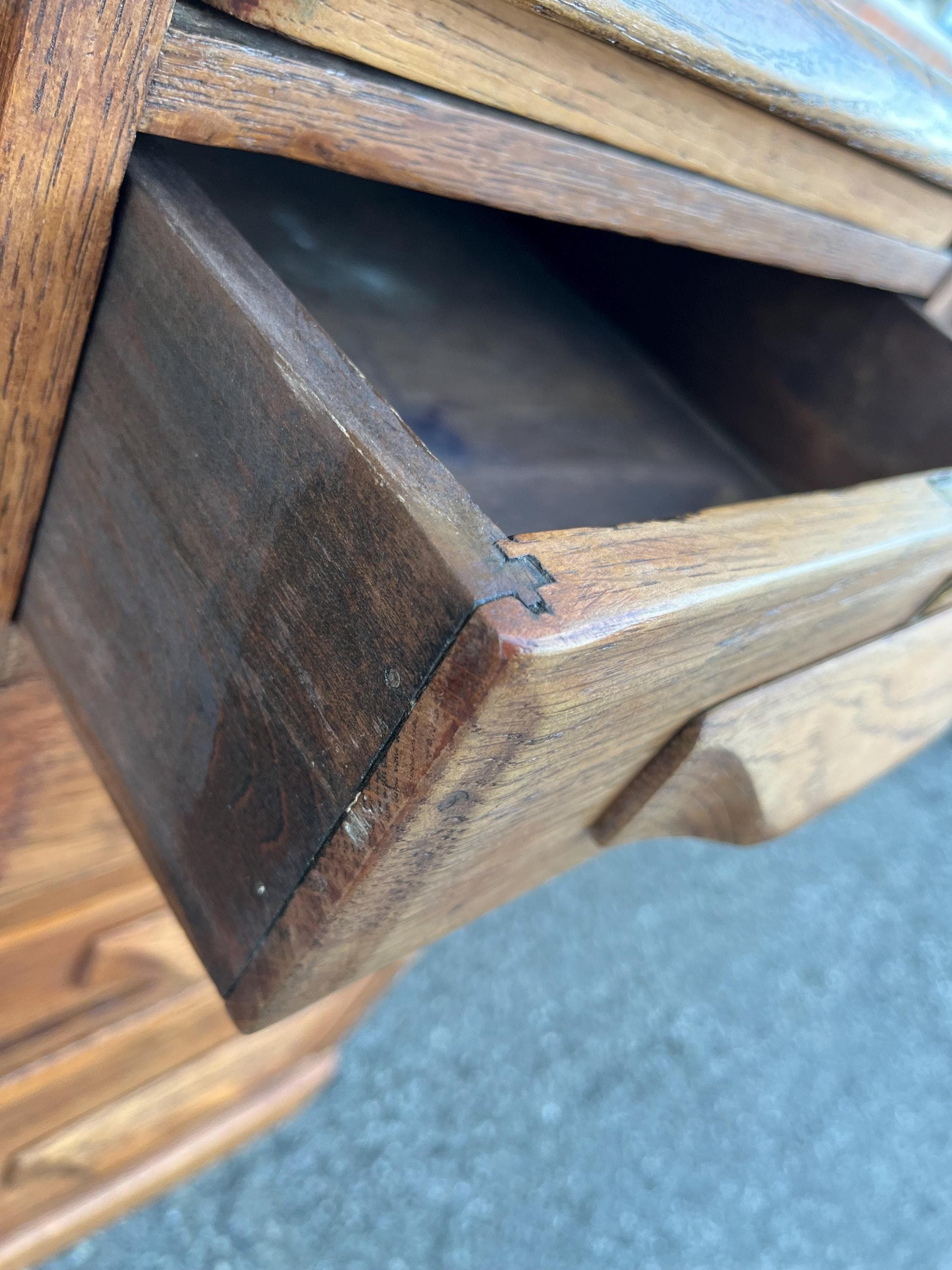 Early 20th Century Oak Desk - Thumbnail 10