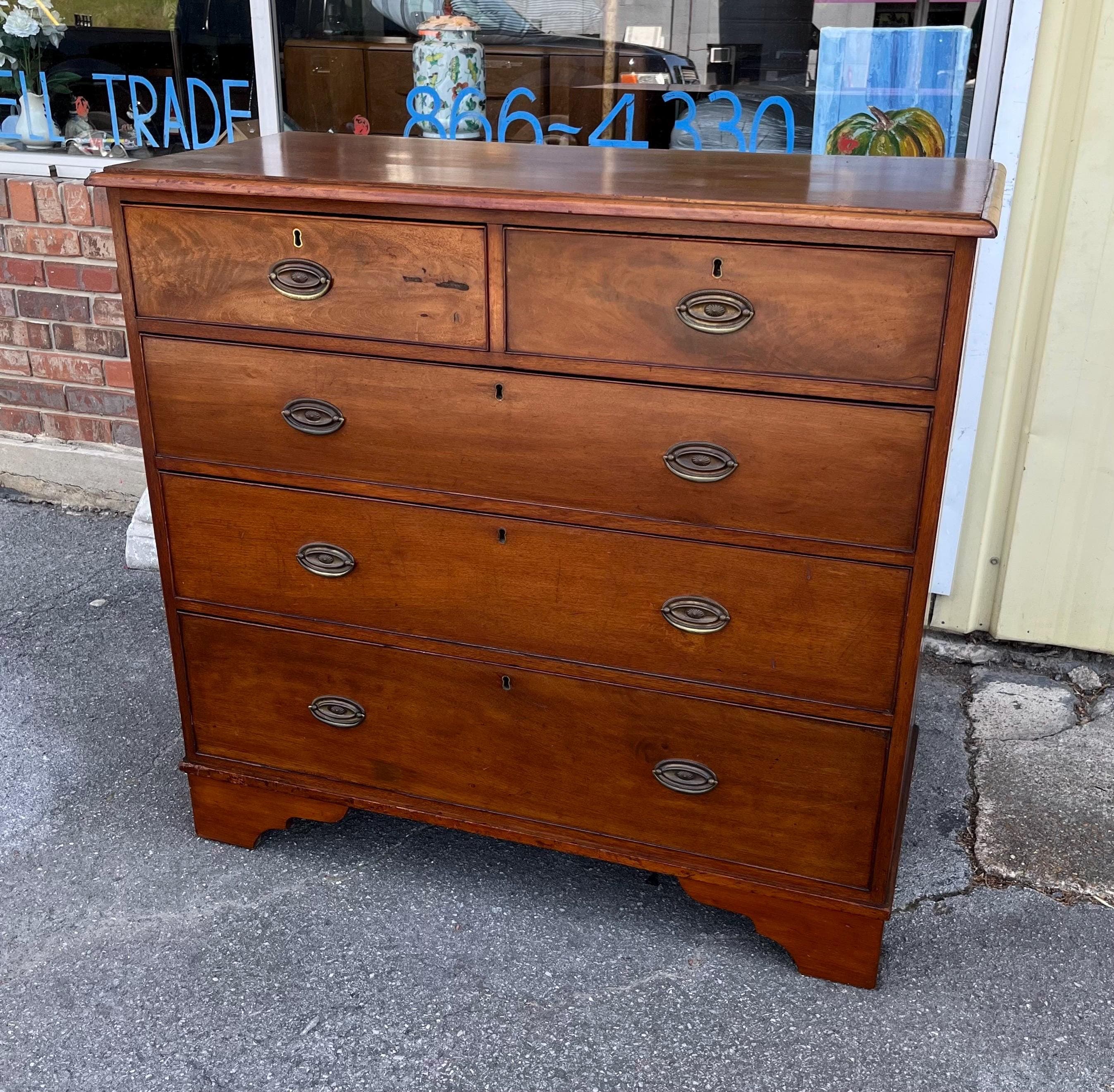 19th Century Chest of Drawers - Thumbnail 2