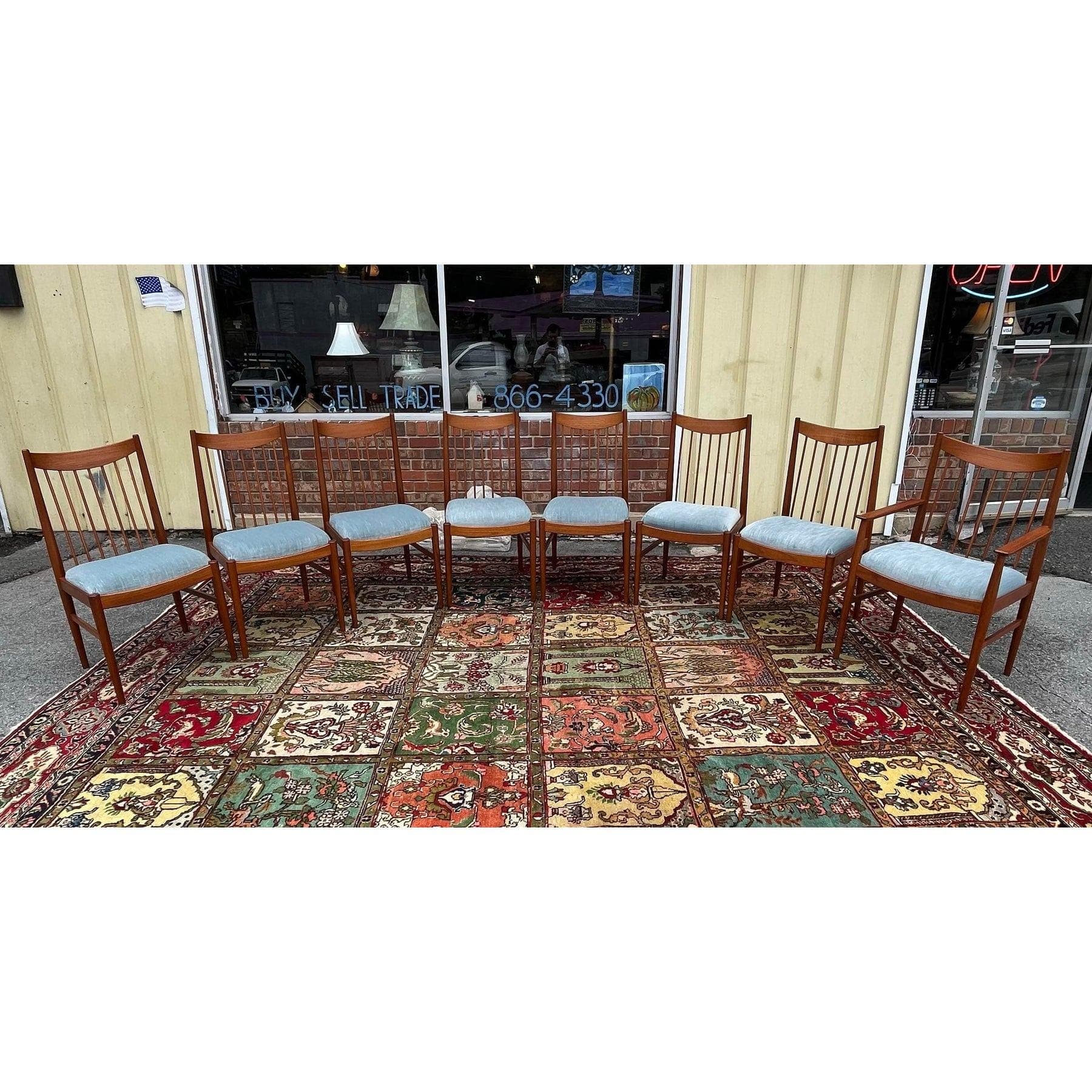 Sibast Danish Dining Room Table and 8 Chairs - Thumbnail 8
