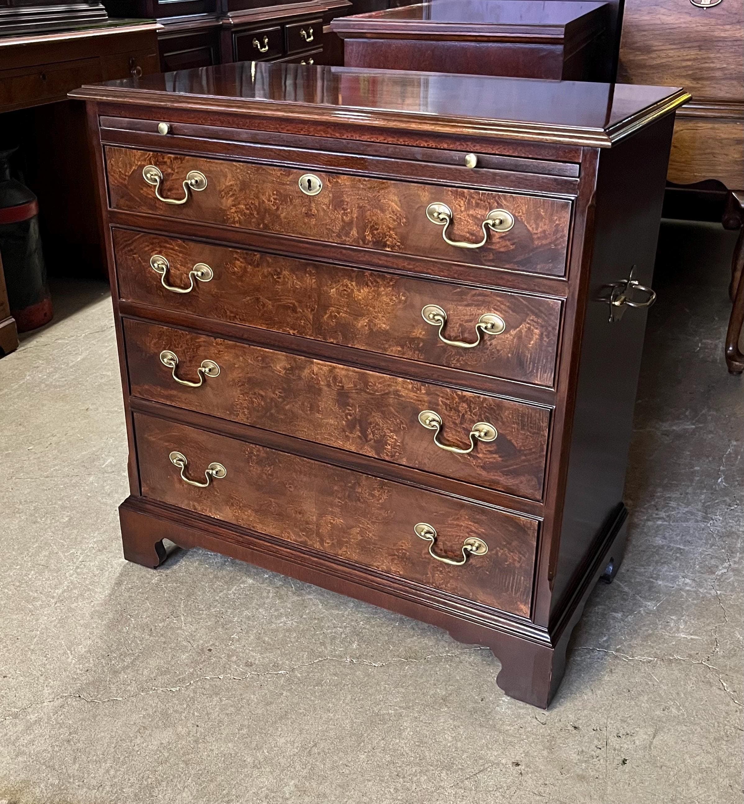 Hickory White American Masterpiece Bachelor’s Chest - Thumbnail 5