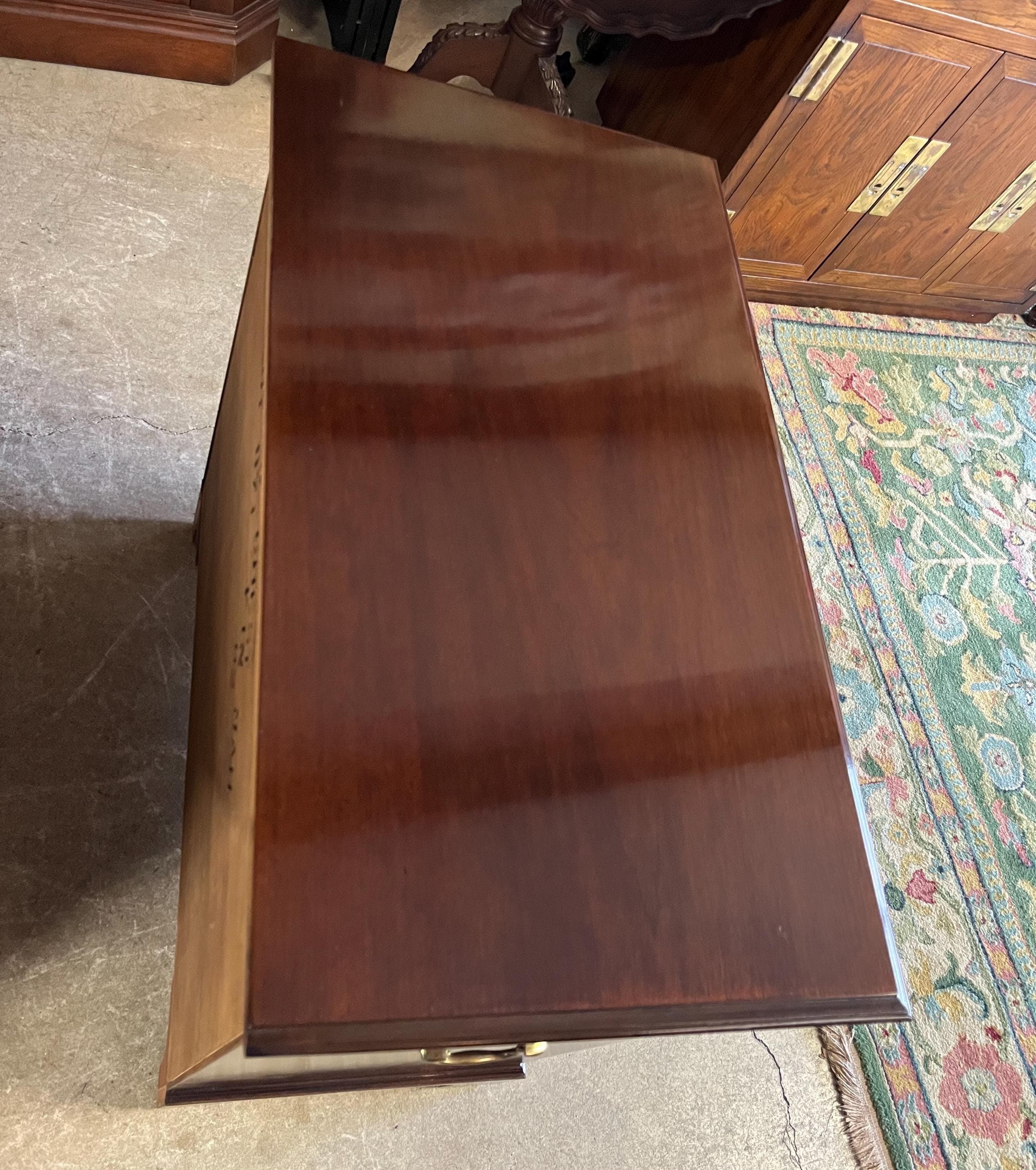 Hickory White American Masterpiece Bachelor’s Chest - Thumbnail 7