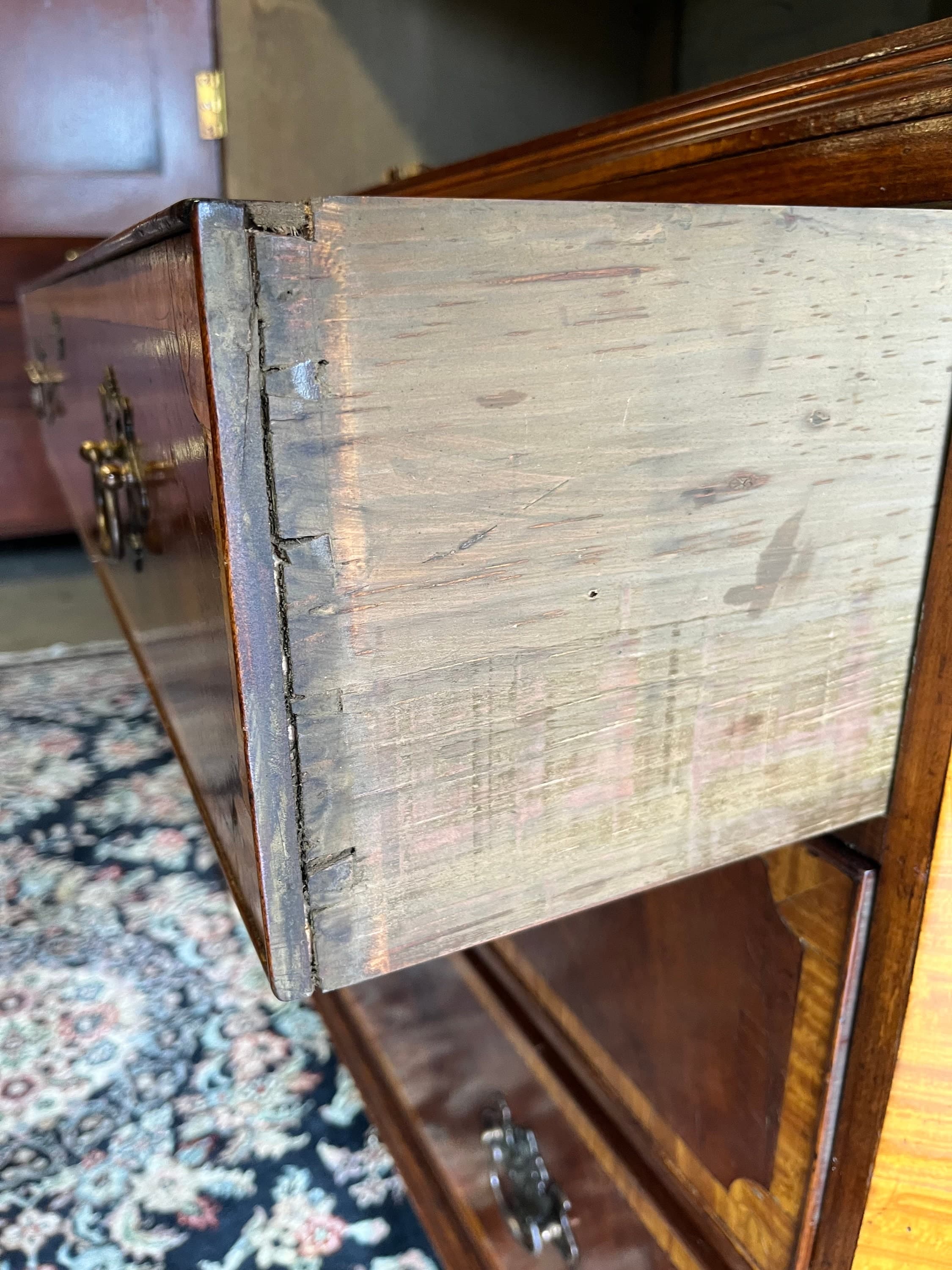 English Mahogany Inlaid Linen Press - Thumbnail 4