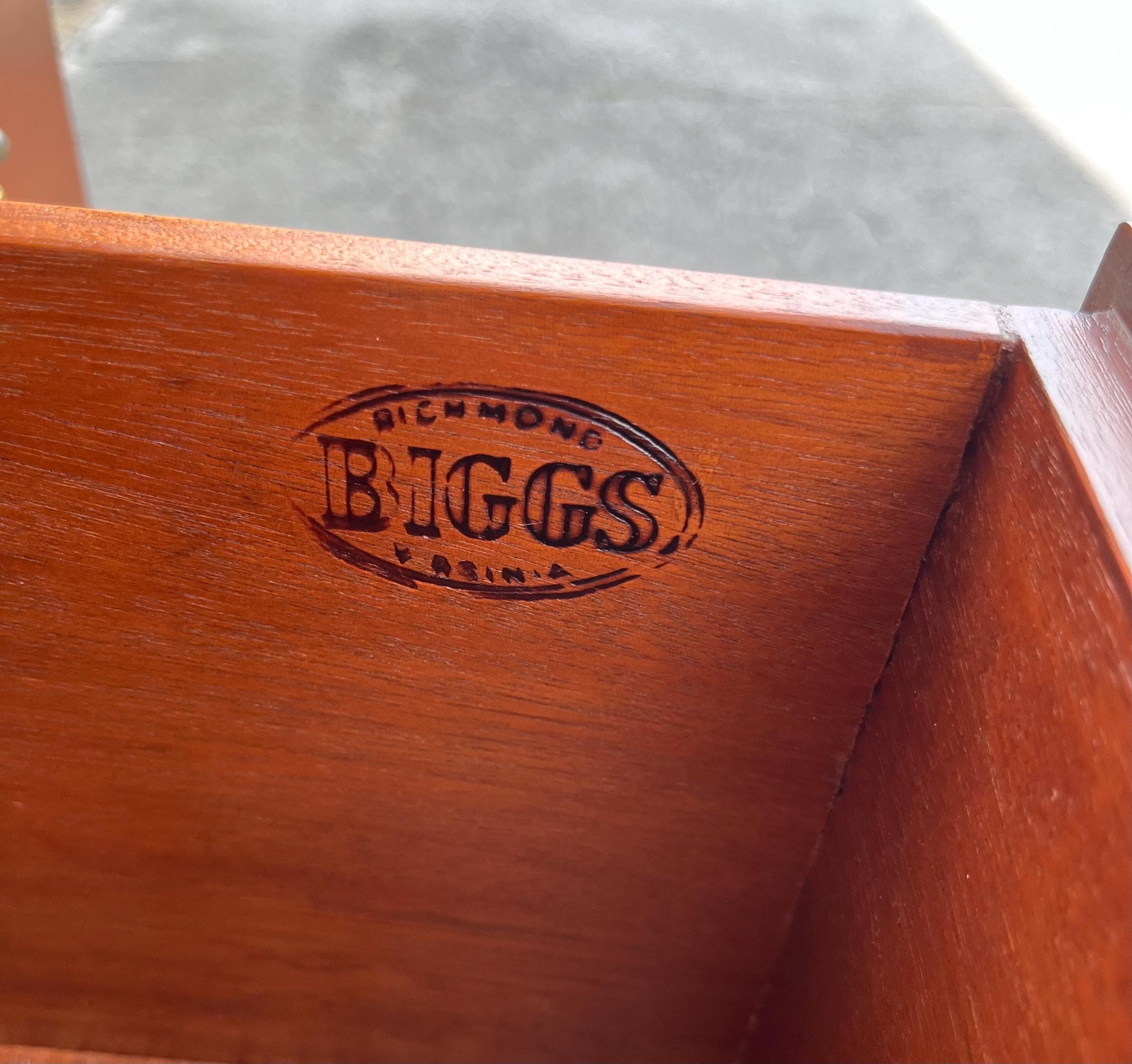 Lowboy by Biggs - Thumbnail 10