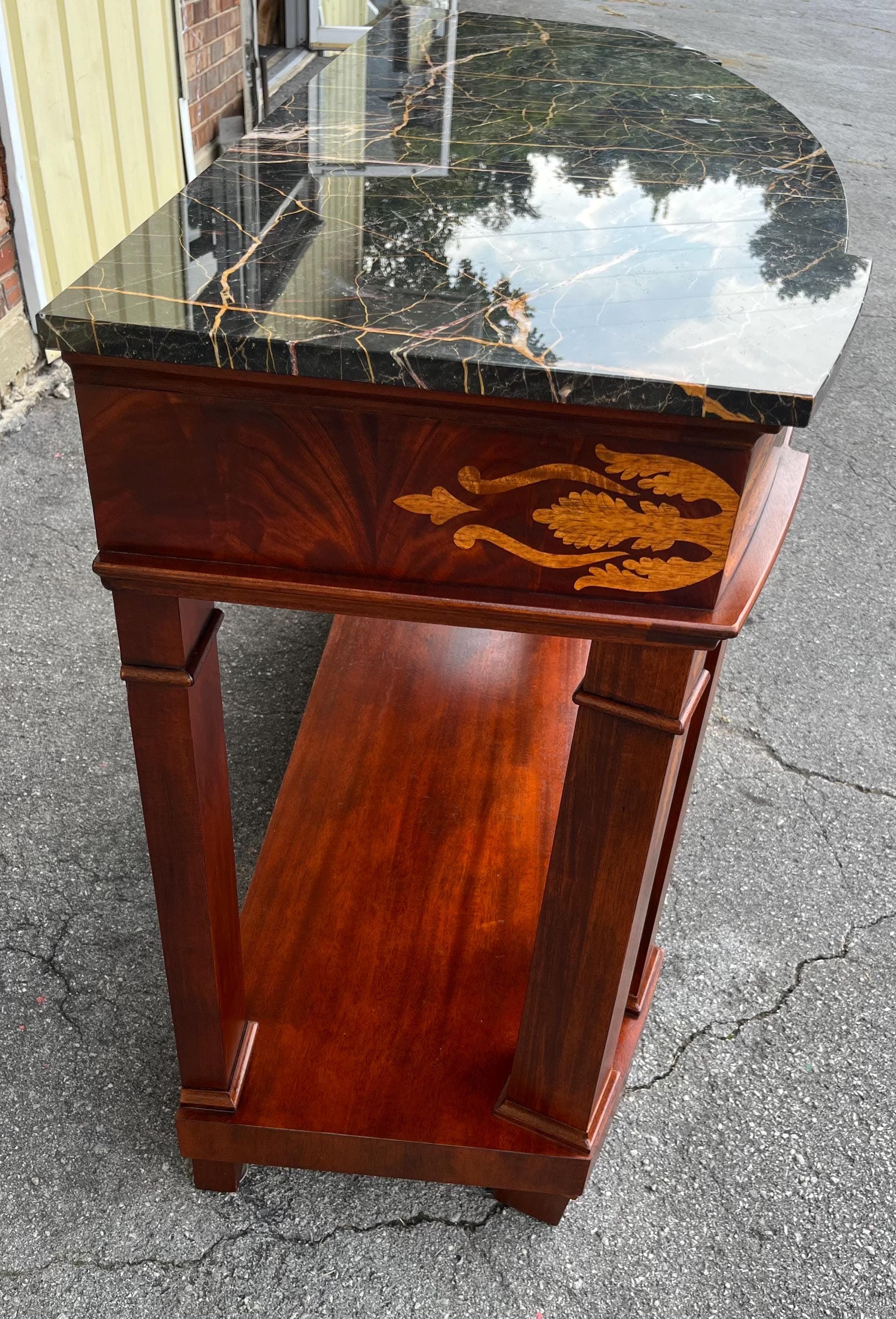 Henredon Marble-Top Console or Entry Table - Thumbnail 5