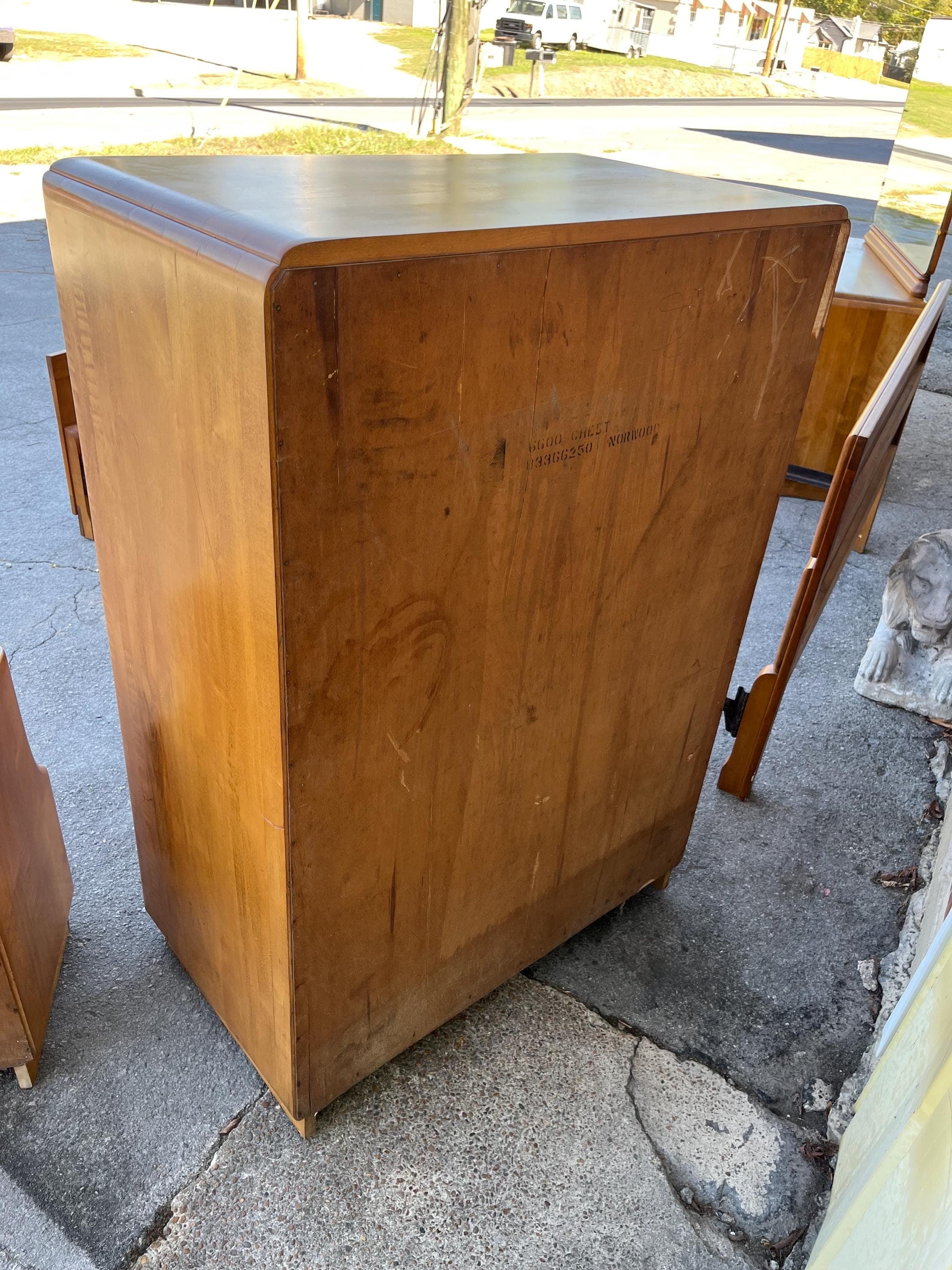 Mid-Century Star Dust Bedroom Suite Designed by Russel Wright - Thumbnail 10