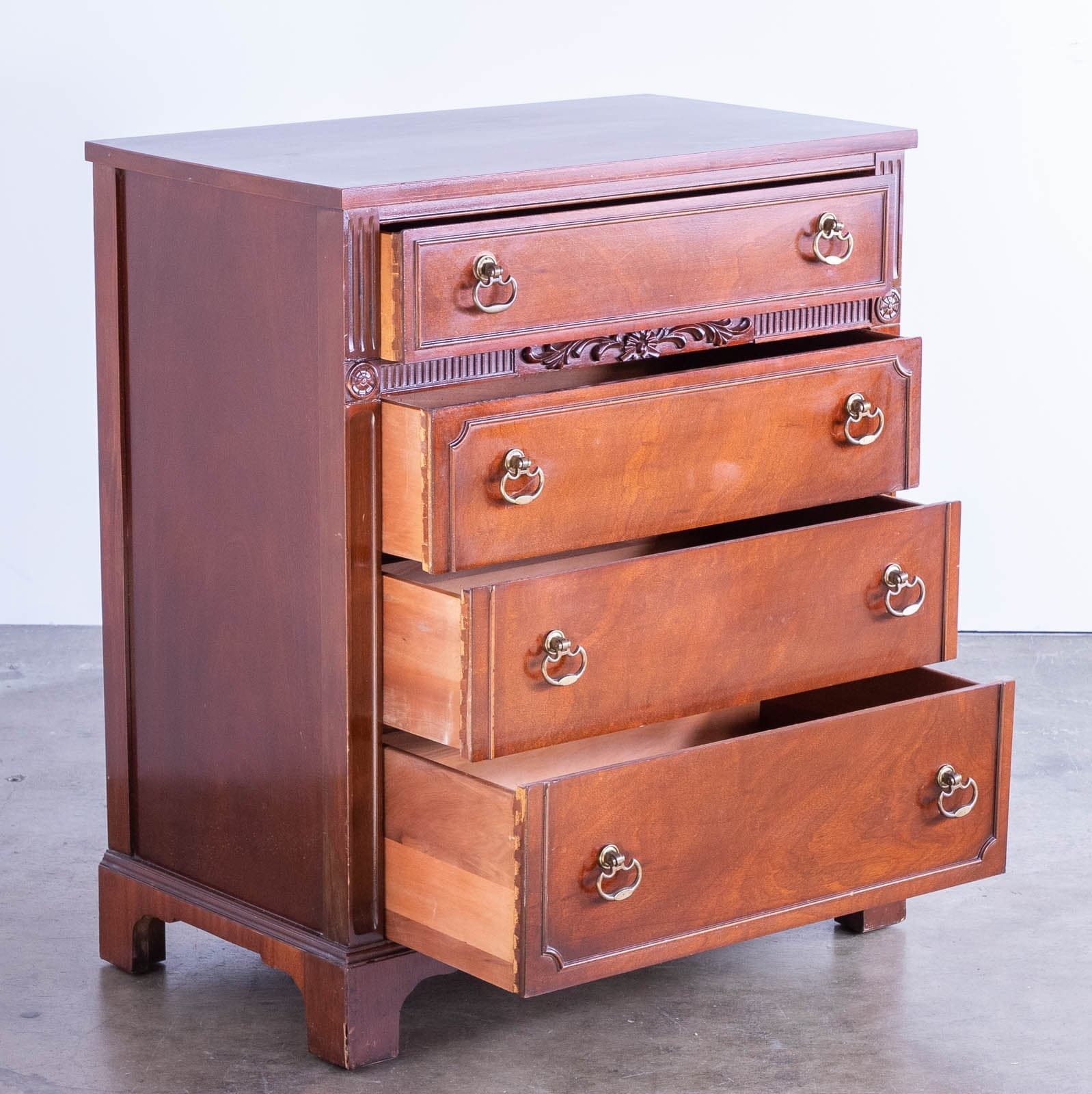 Vintage Dresser / Chest with 4 Drawers - Thumbnail 3