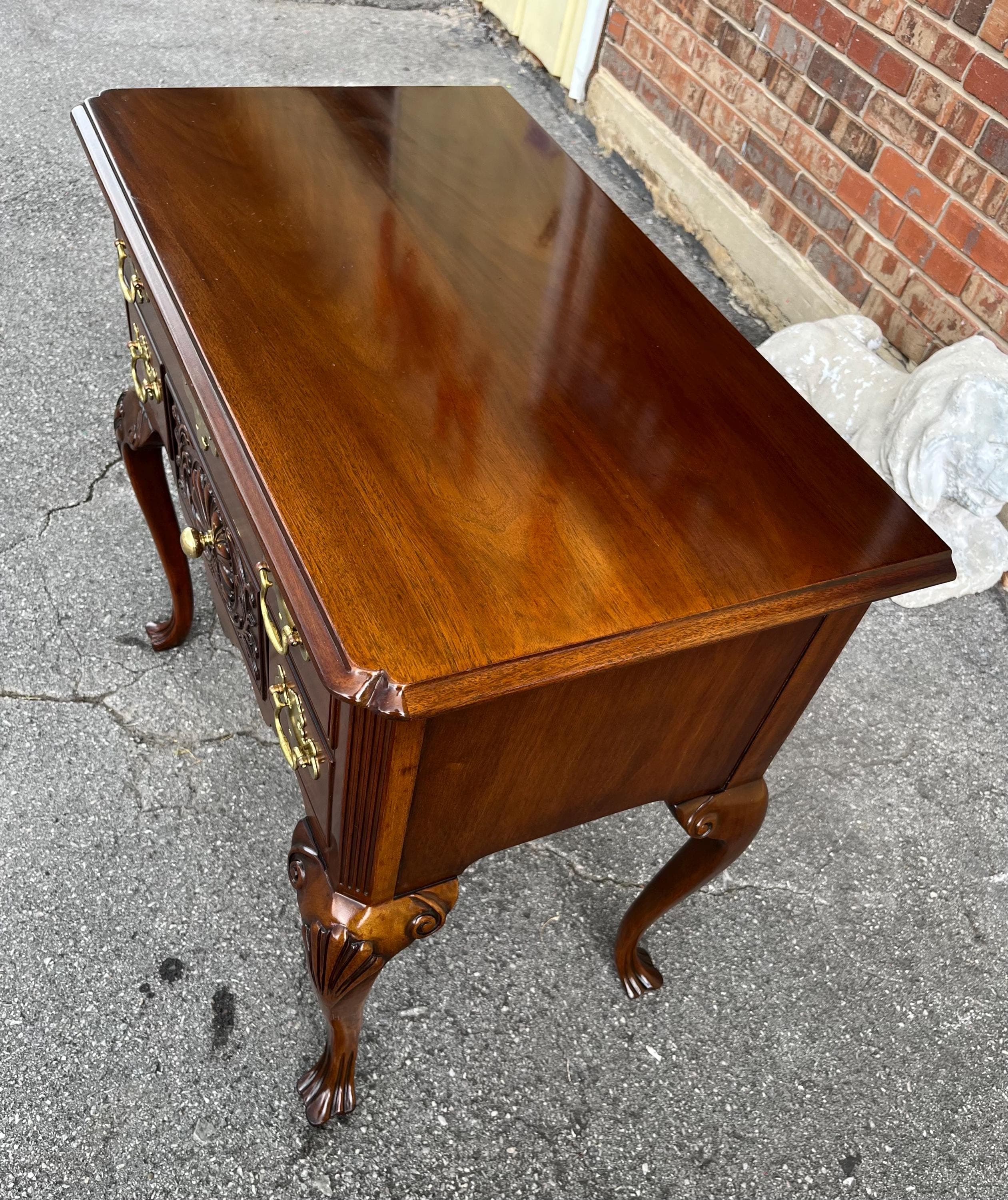 Councill Craftsmen Chippendale Lowboy - Thumbnail 10