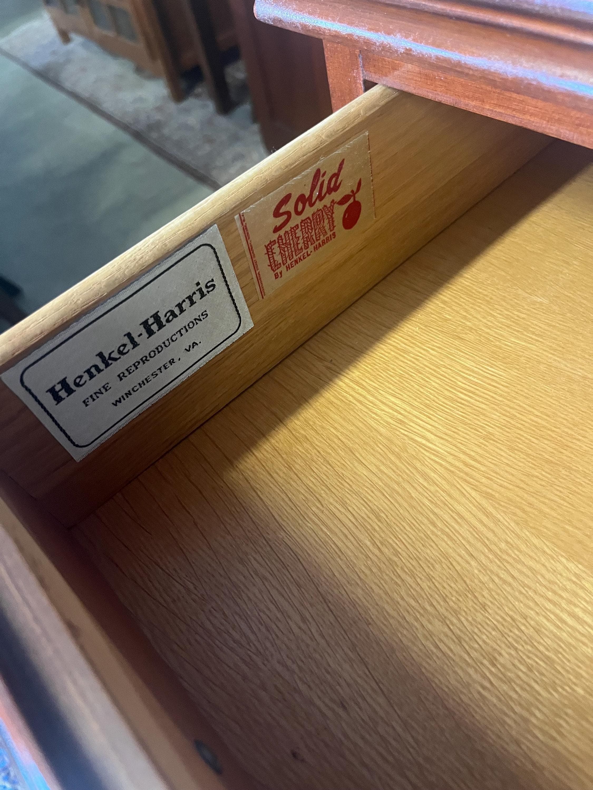 Henkel Harris Cherry Hutch - Thumbnail 9