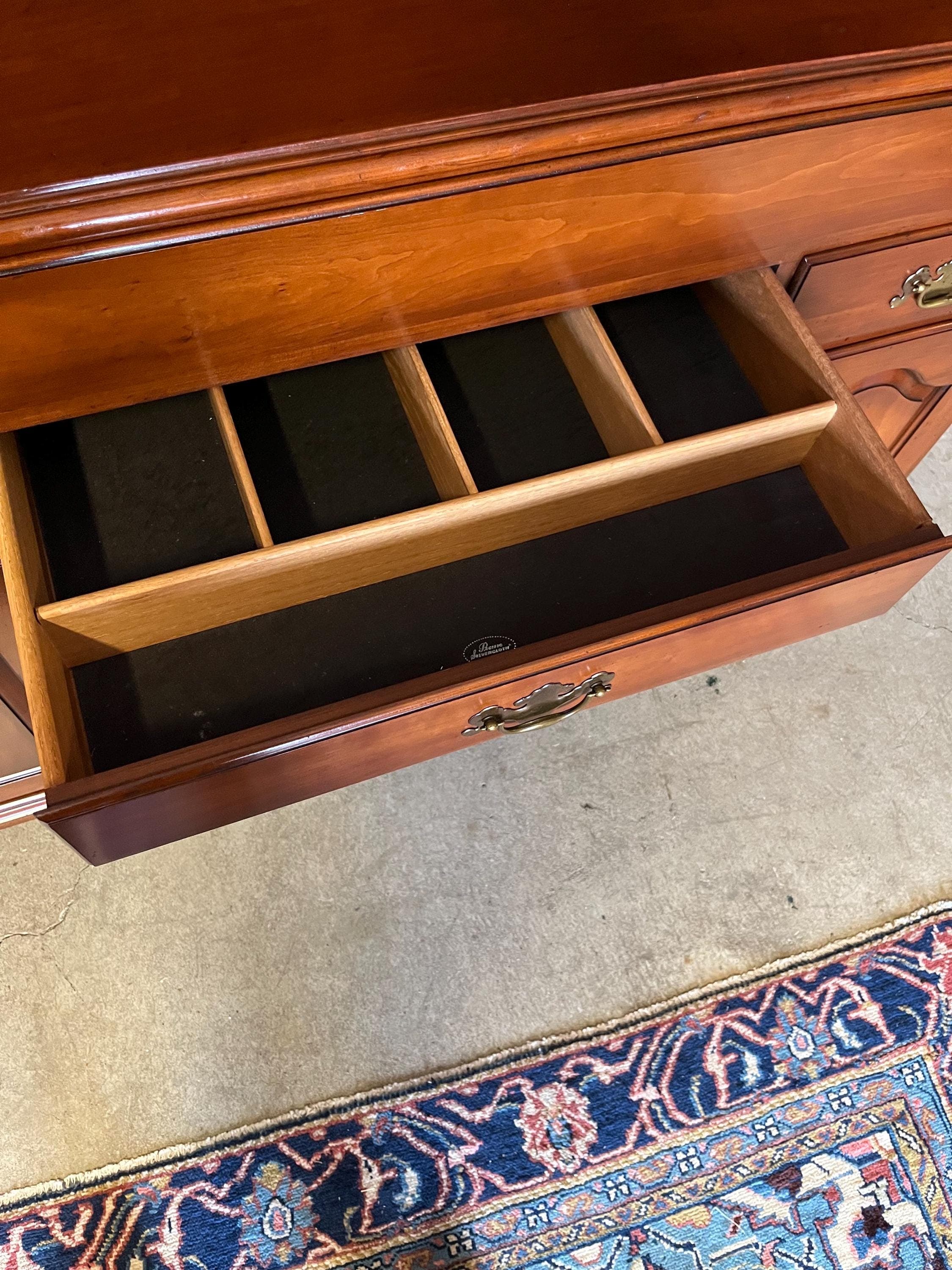 Henkel Harris Cherry Hutch - Thumbnail 13