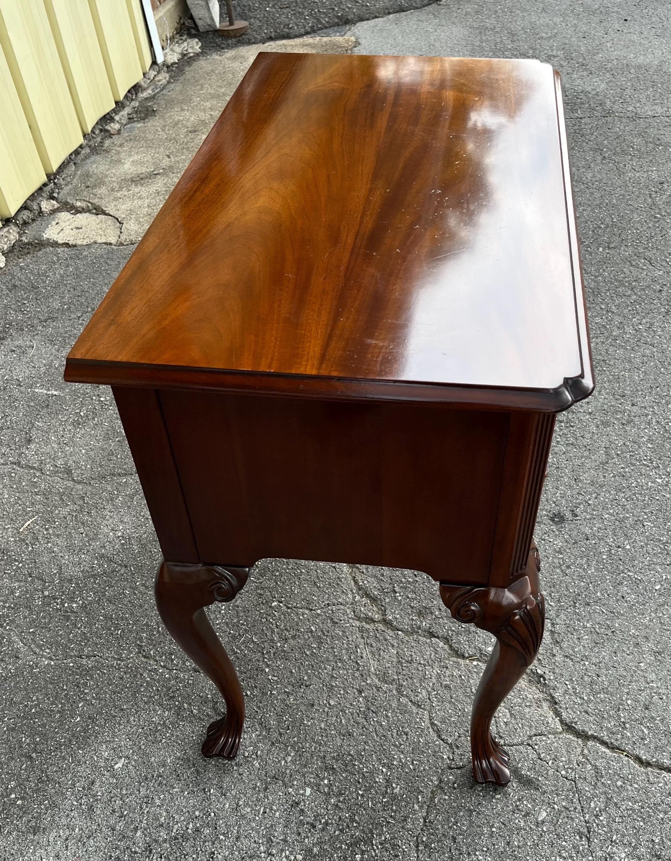 Councill Craftsmen Chippendale Lowboy - Thumbnail 3