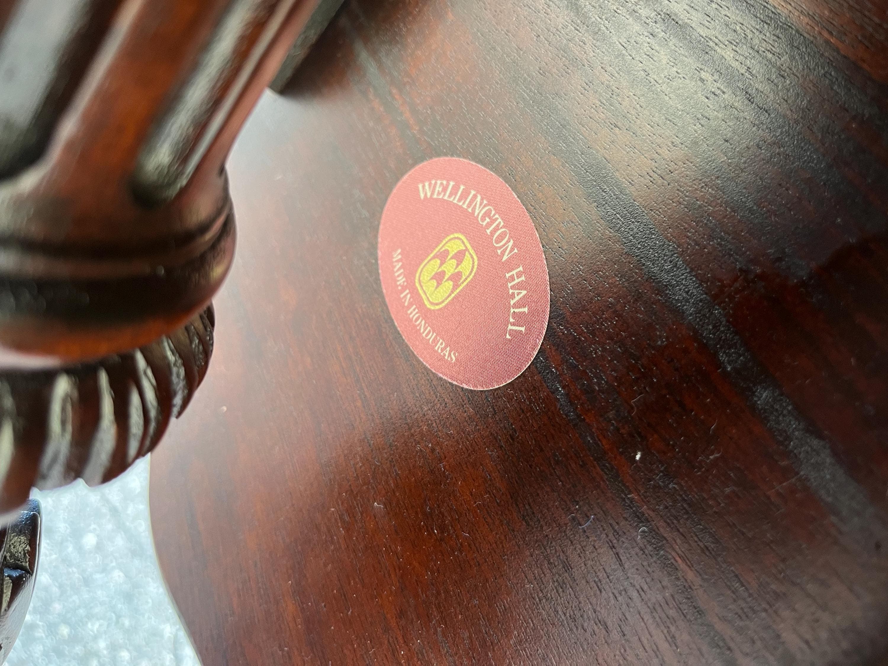 Wellington Hall Tilt Top Pie Crust Table - Thumbnail 5