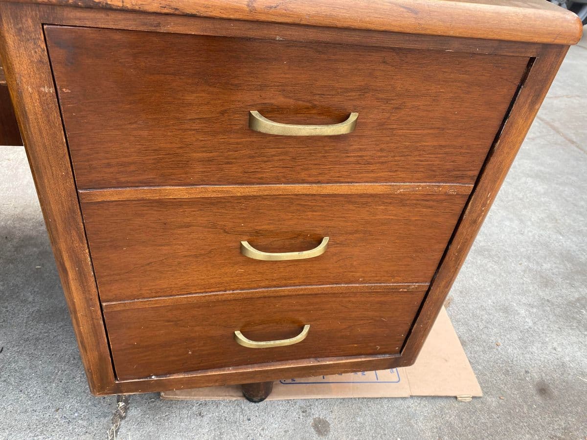 1960s Vintage Mid Mid Century Modern Wooden Desk Needs Restoration - Thumbnail 9