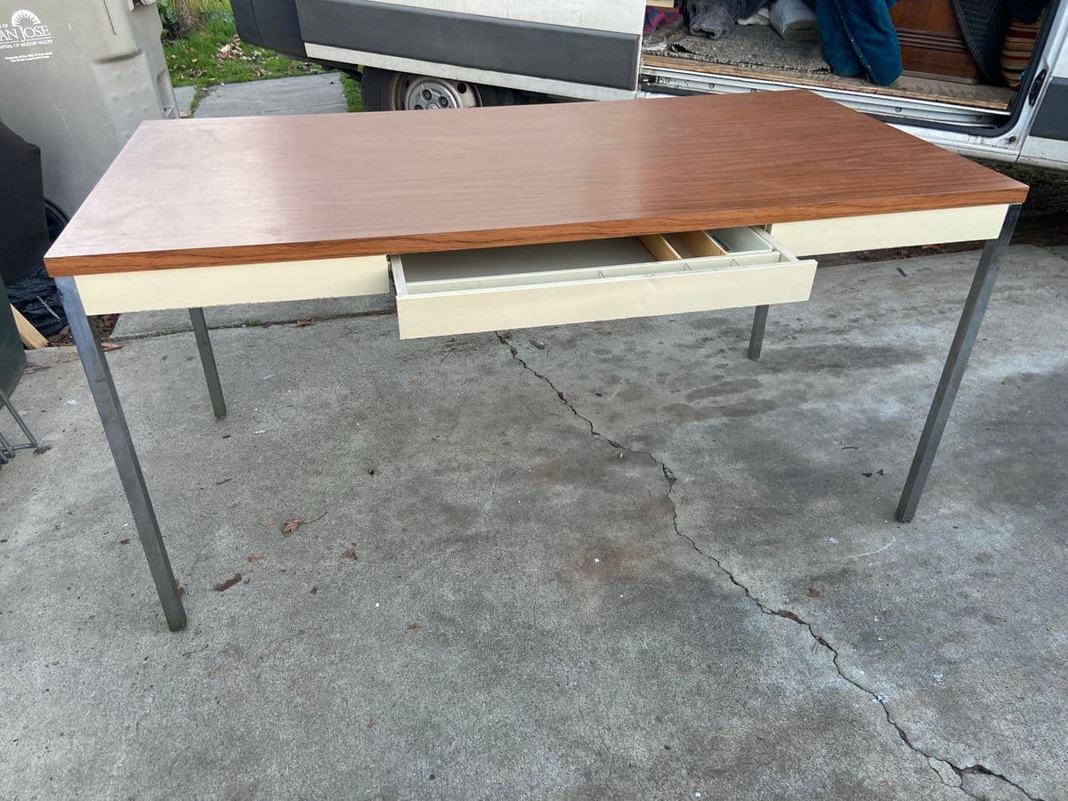 1980s Steelcase Vintage Metal Table - Thumbnail 3