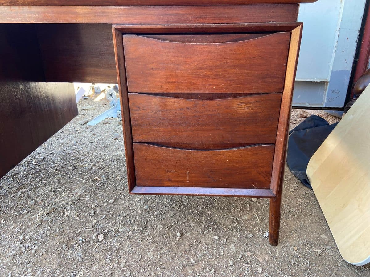 1980s Vintage Modern Teak Wood Desk From the Philippines. - Thumbnail 4