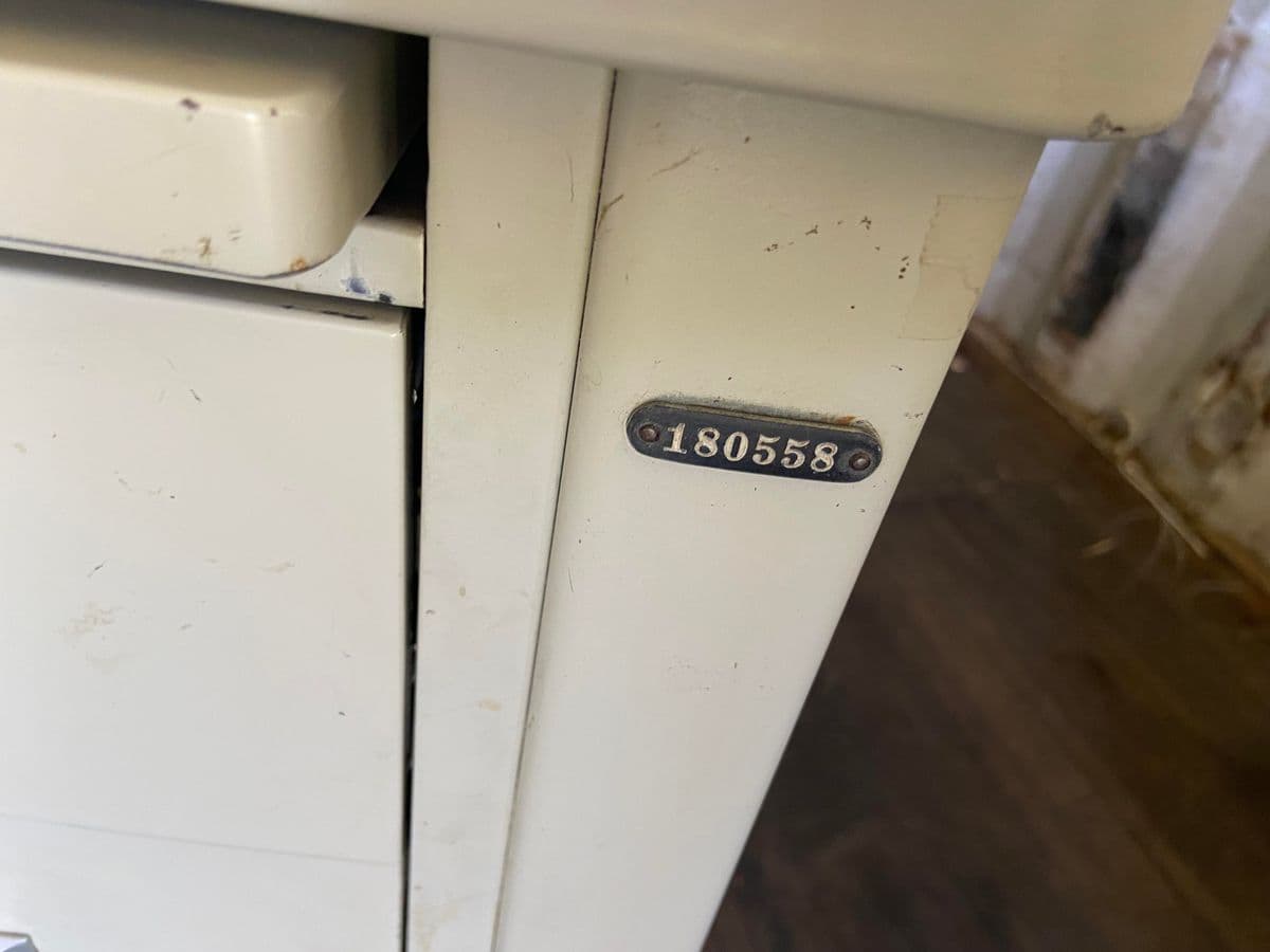 1940s Vintage Mid Century Modern Metal Tanker Desk - Thumbnail 7