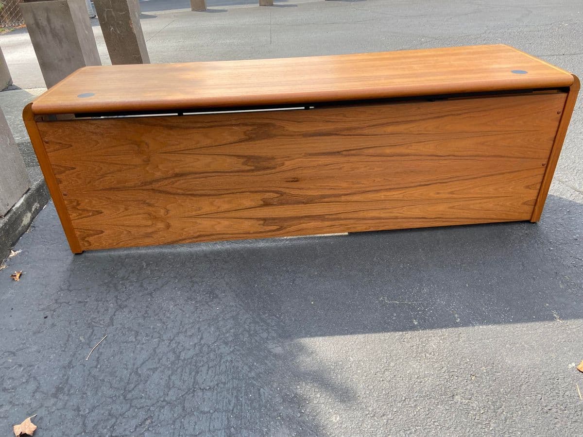 1990s Vintage Mid Century Modern Credenza - Thumbnail 13