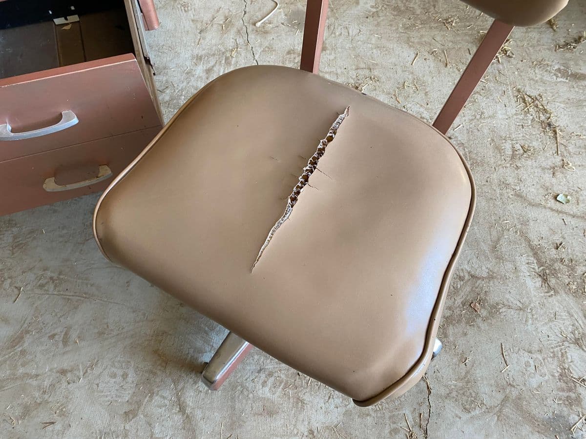 1960s Vintage Mid Century Modern Metal Tanker Desk Set of 2 - Thumbnail 9