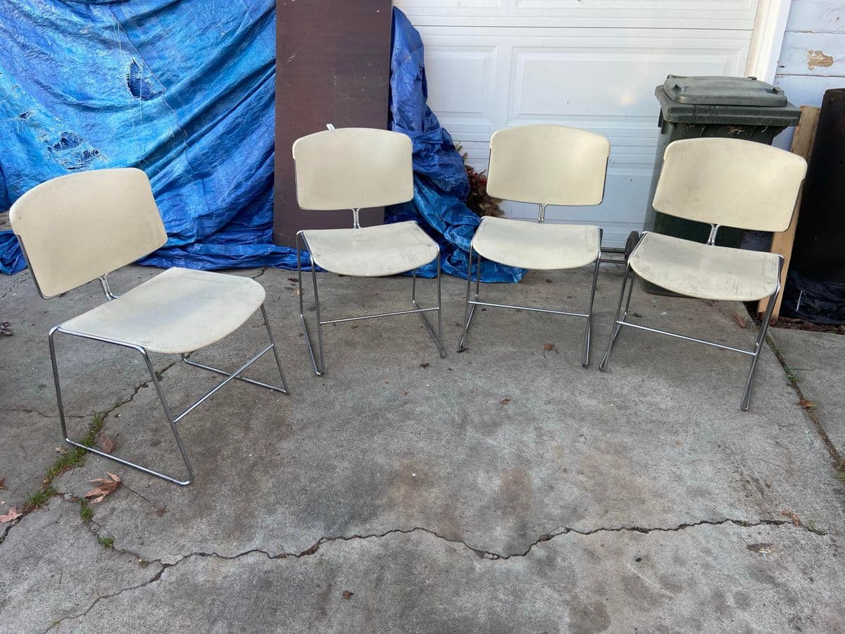 1980s Steelcase Max Stacker Chairs Set of 4 - Thumbnail 9
