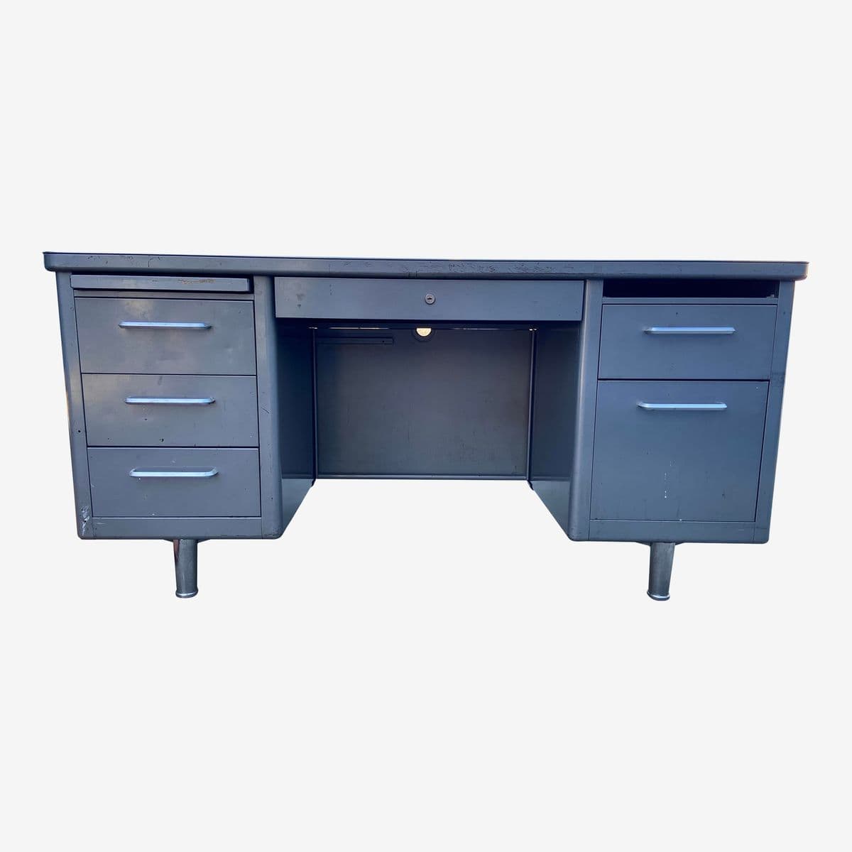 1970s Steelcase Vintage Mid Century Modern Metal Tanker Desk - Image 1