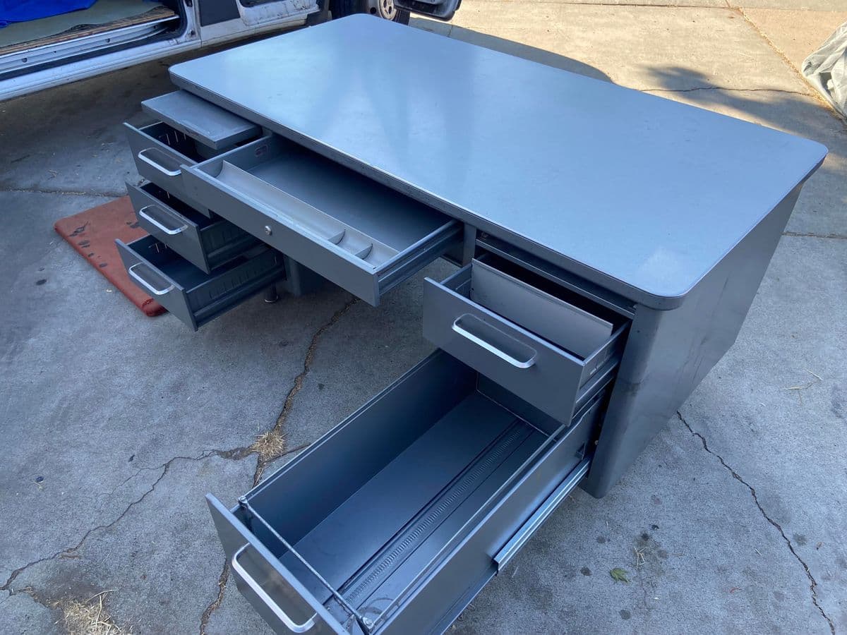 1970s Steelcase Vintage Mid Century Modern Metal Tanker Desk - Thumbnail 11