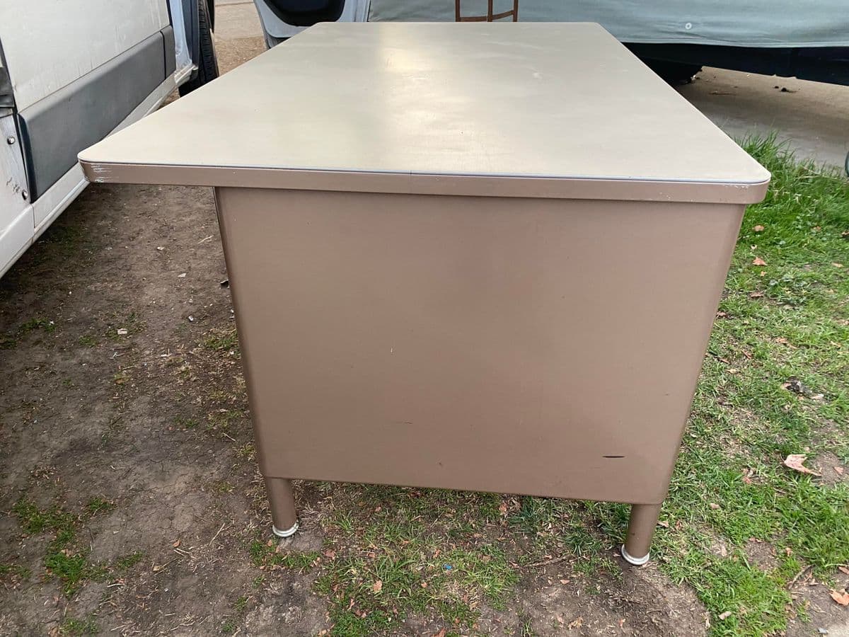 Vintage Mid-Century Modern Metal Executive Desk - Thumbnail 9