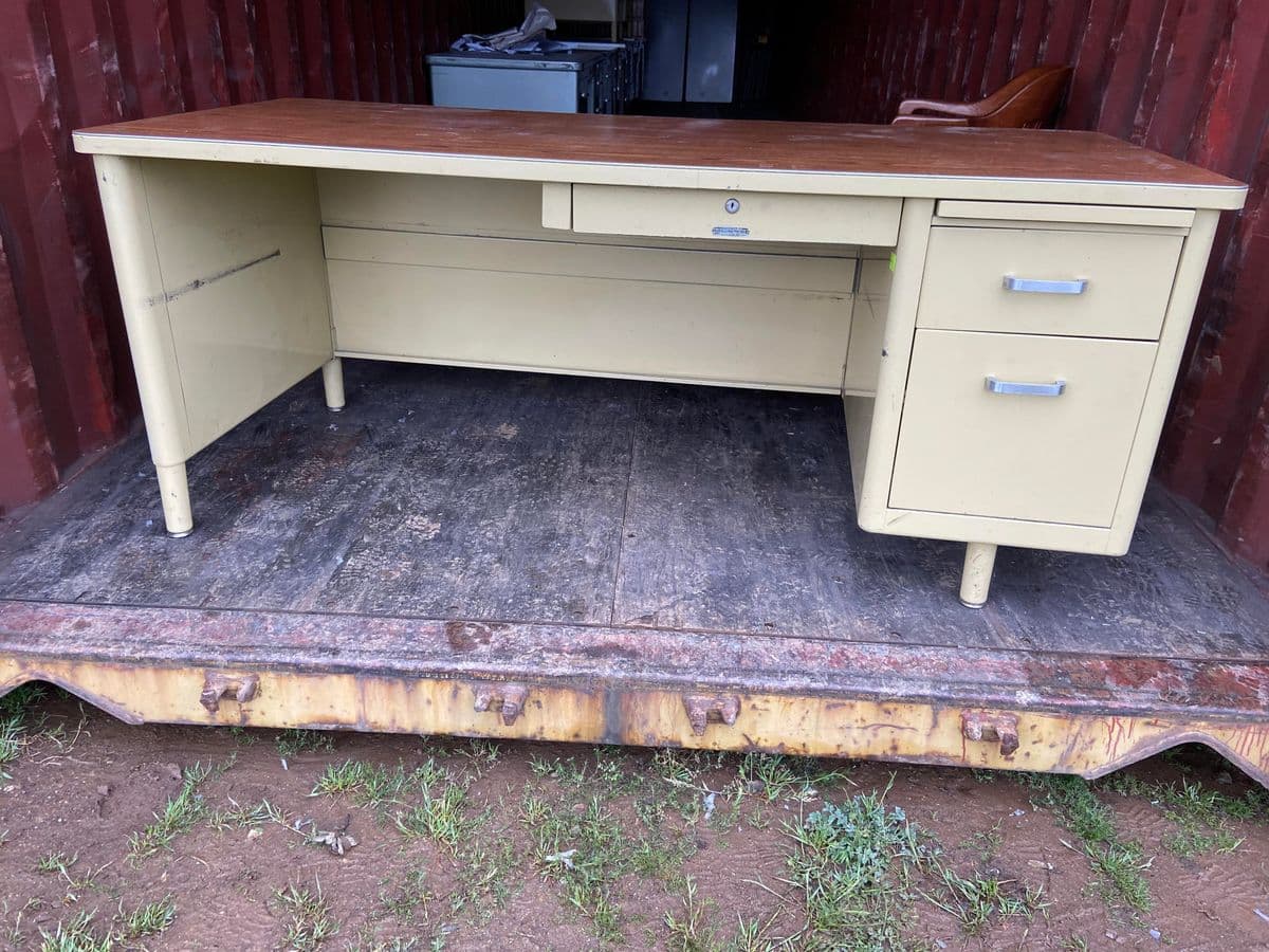 Vintage Mid Century Modern Metal Tanker Desk - Thumbnail 12