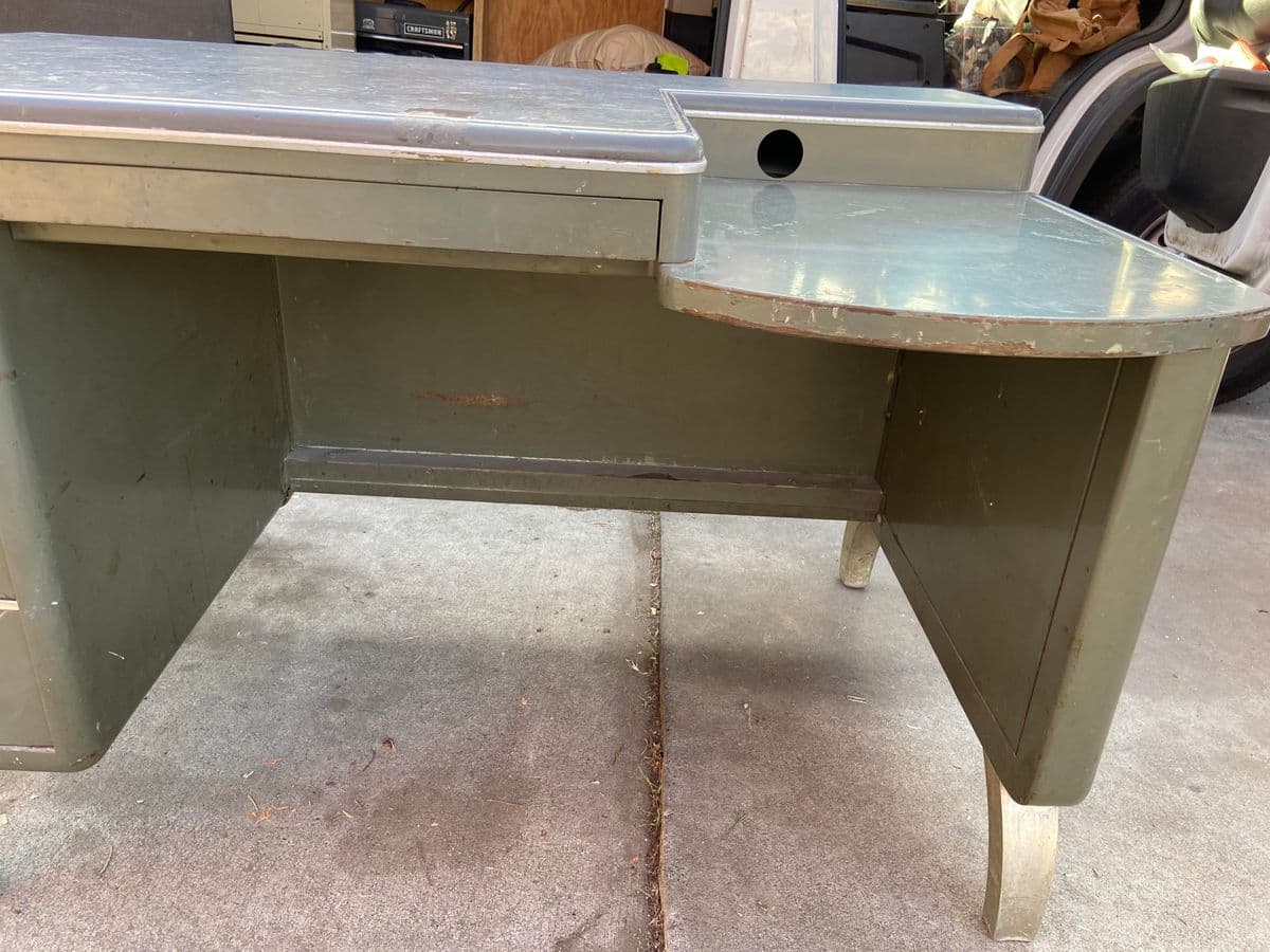 1950s General Fireproofing Company Vintage Metal Tanker Desk - Thumbnail 7
