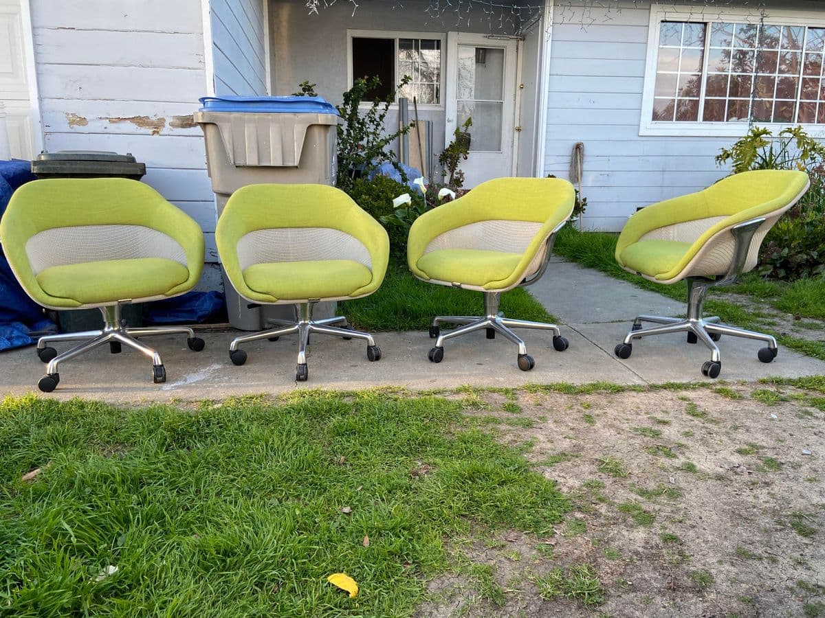 Contemporary Steelcase Coalesse Lounge Chairs- Set of 4 - Thumbnail 5