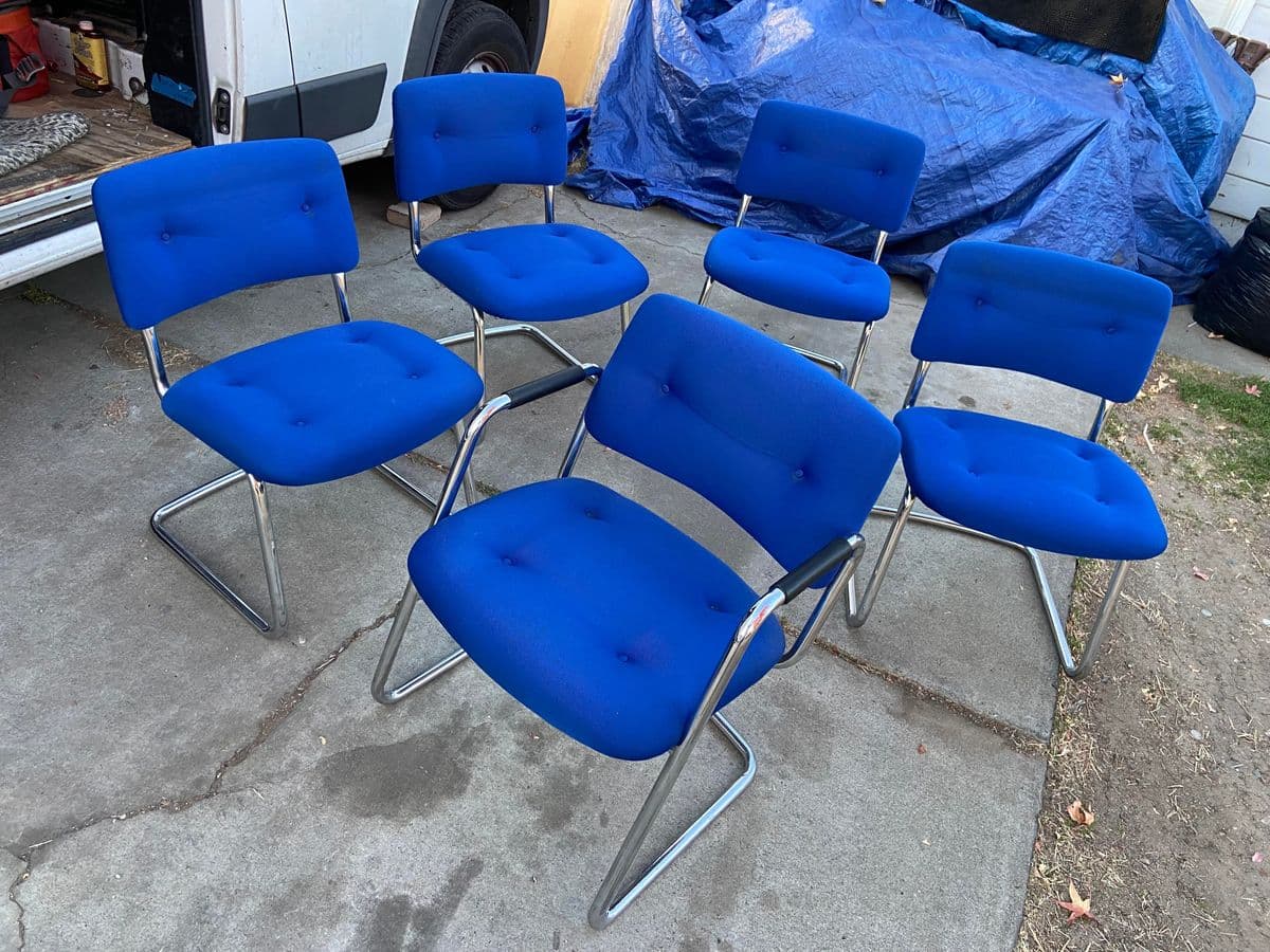 1980s Vintage Mid Century Modern Steelcase Cantilevered Upholstered Accent Chairs Set of 5 - Thumbnail 4