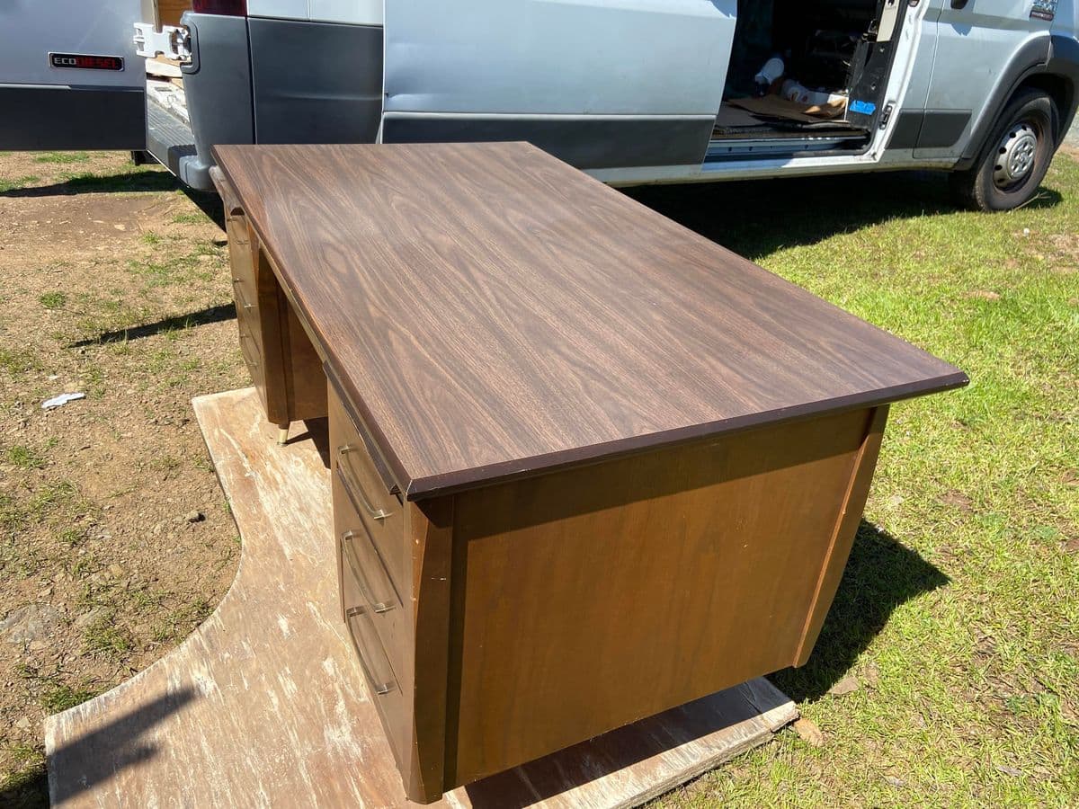 1970s Vintage Mid Century Modern Wood Veneer Desk - Thumbnail 7