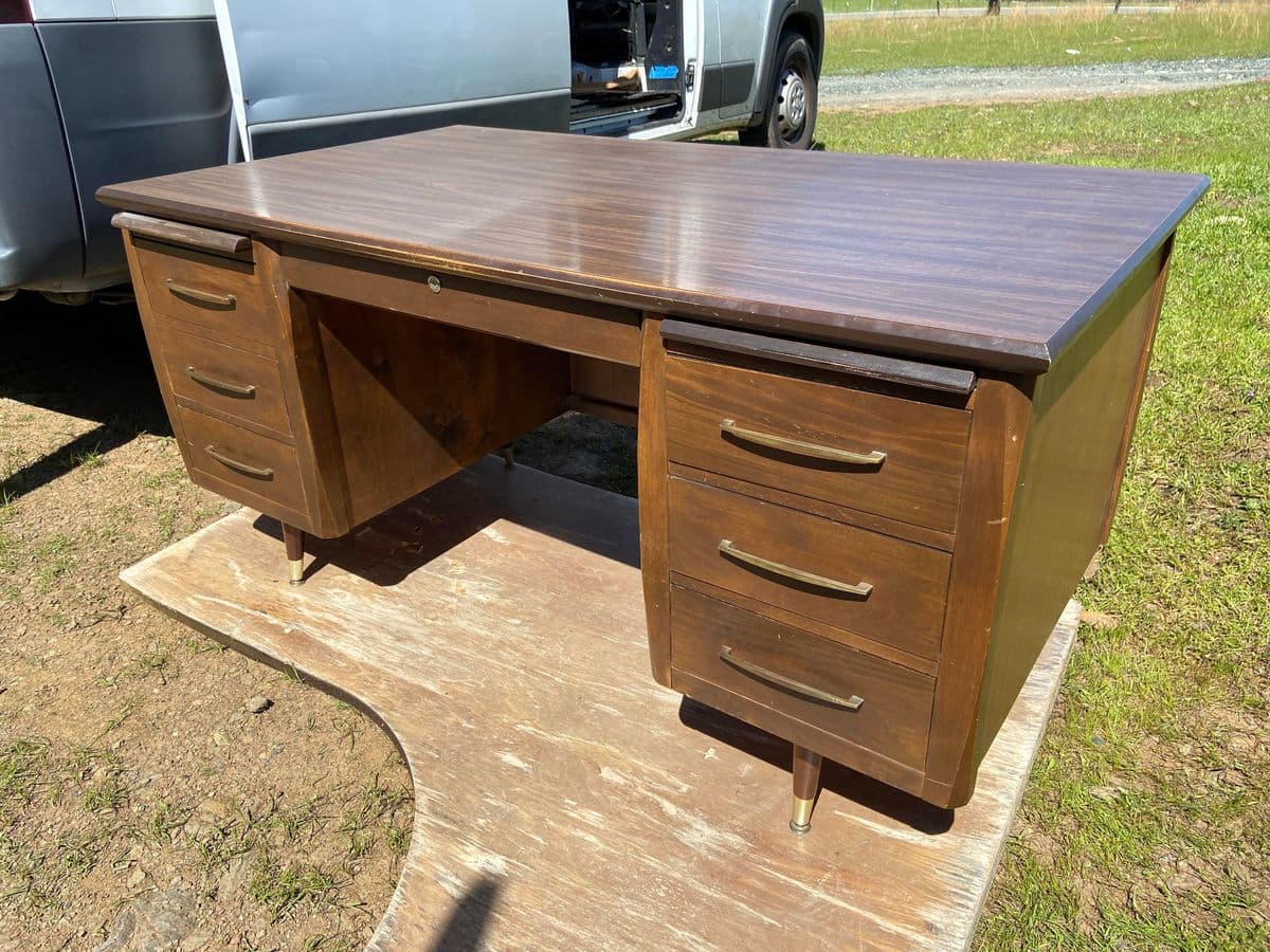 1970s Vintage Mid Century Modern Wood Veneer Desk - Thumbnail 12