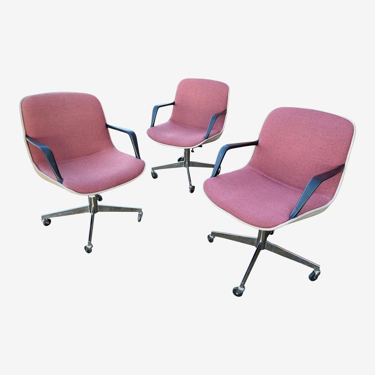 1980s Steelcase Vintage Mid Century Modern Swivel Chair Set of 3 - Image 1